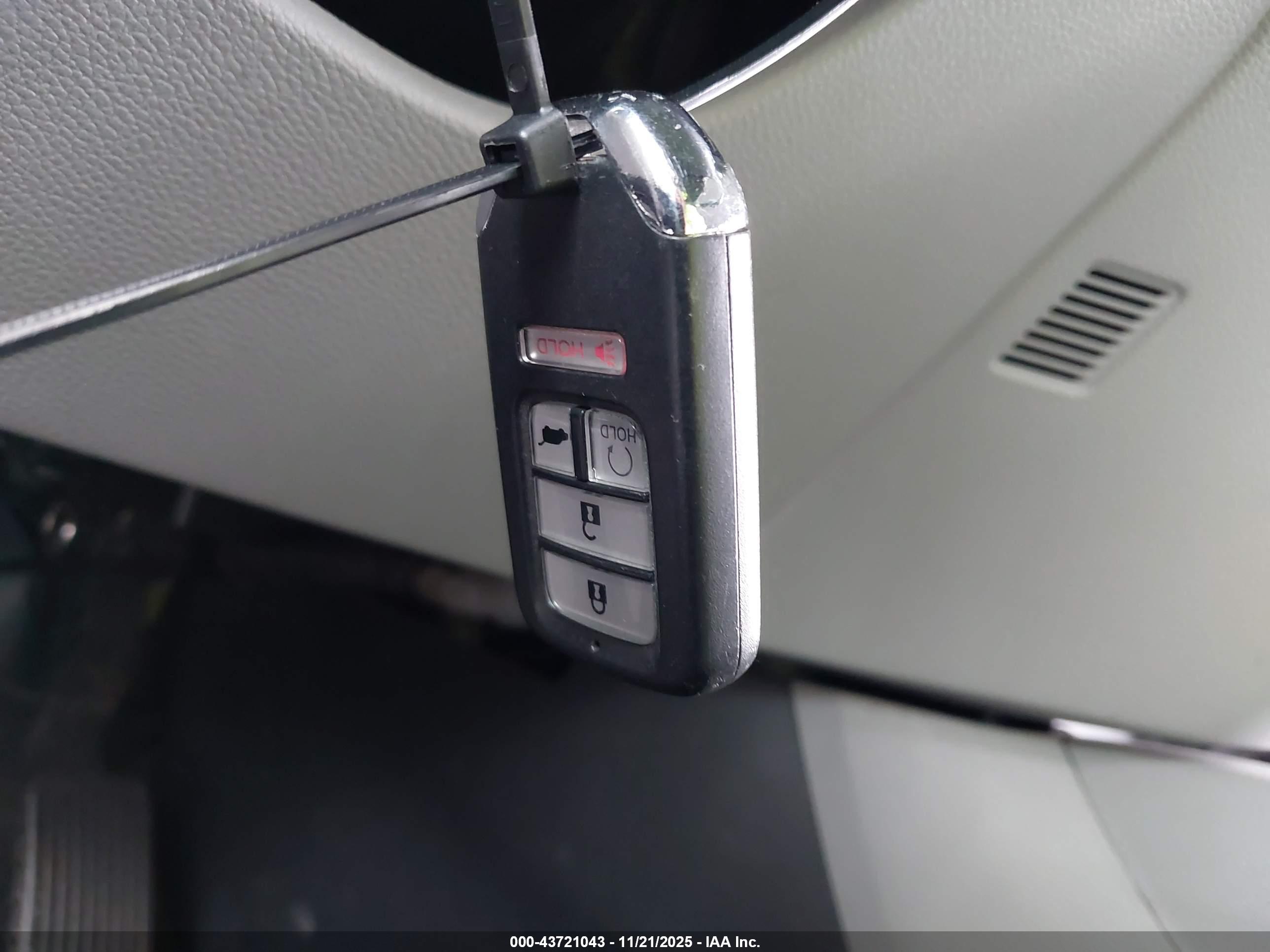 HONDA PILOT image 11