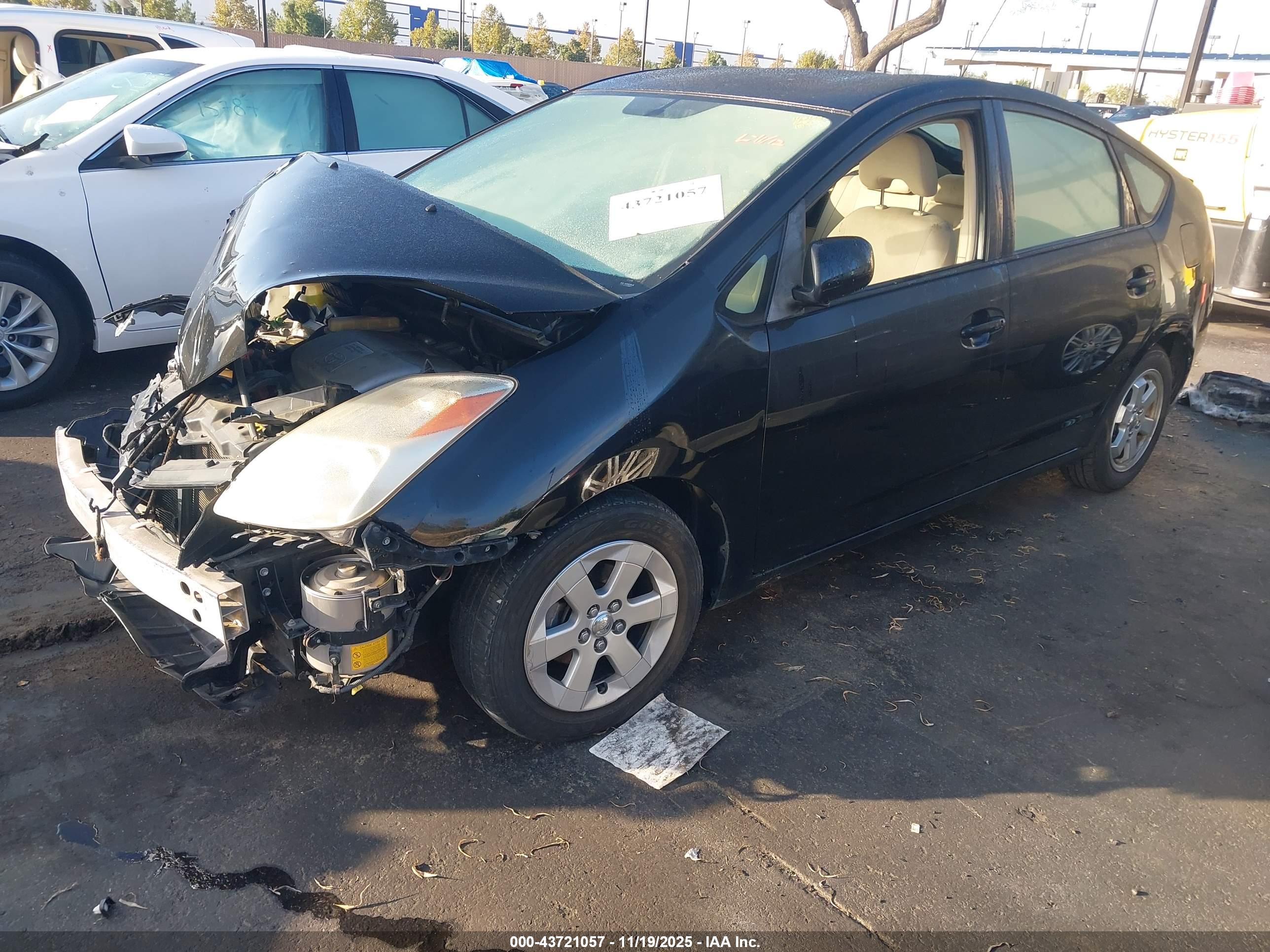 TOYOTA PRIUS image 2