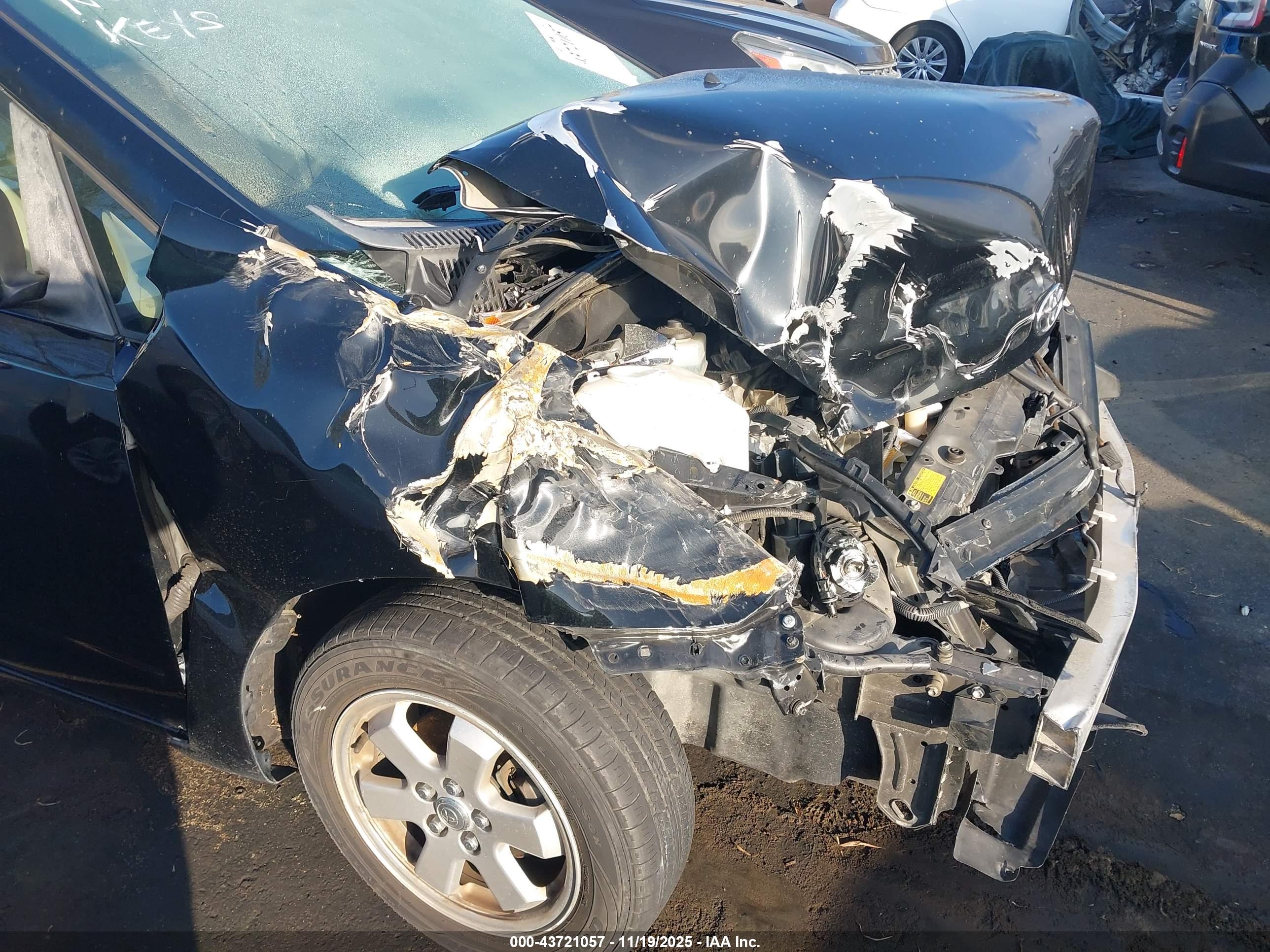 TOYOTA PRIUS image 6