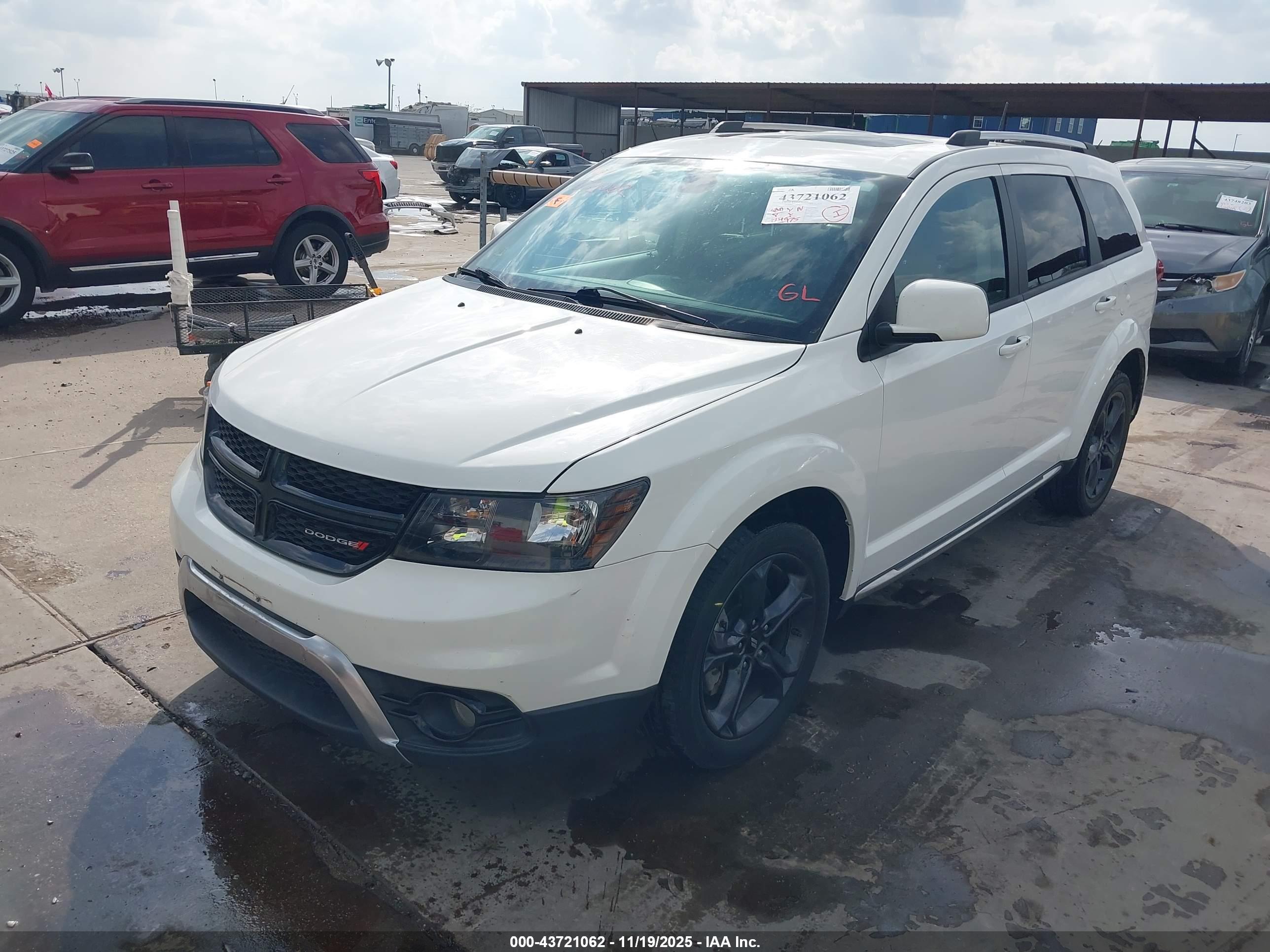 DODGE JOURNEY image 2