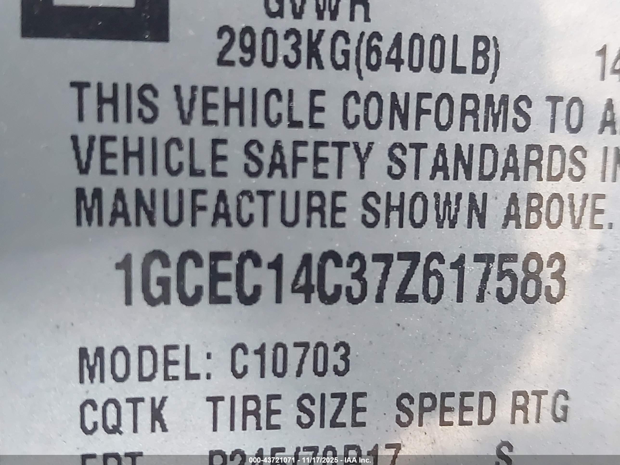 CHEVROLET SILVERADO image 9