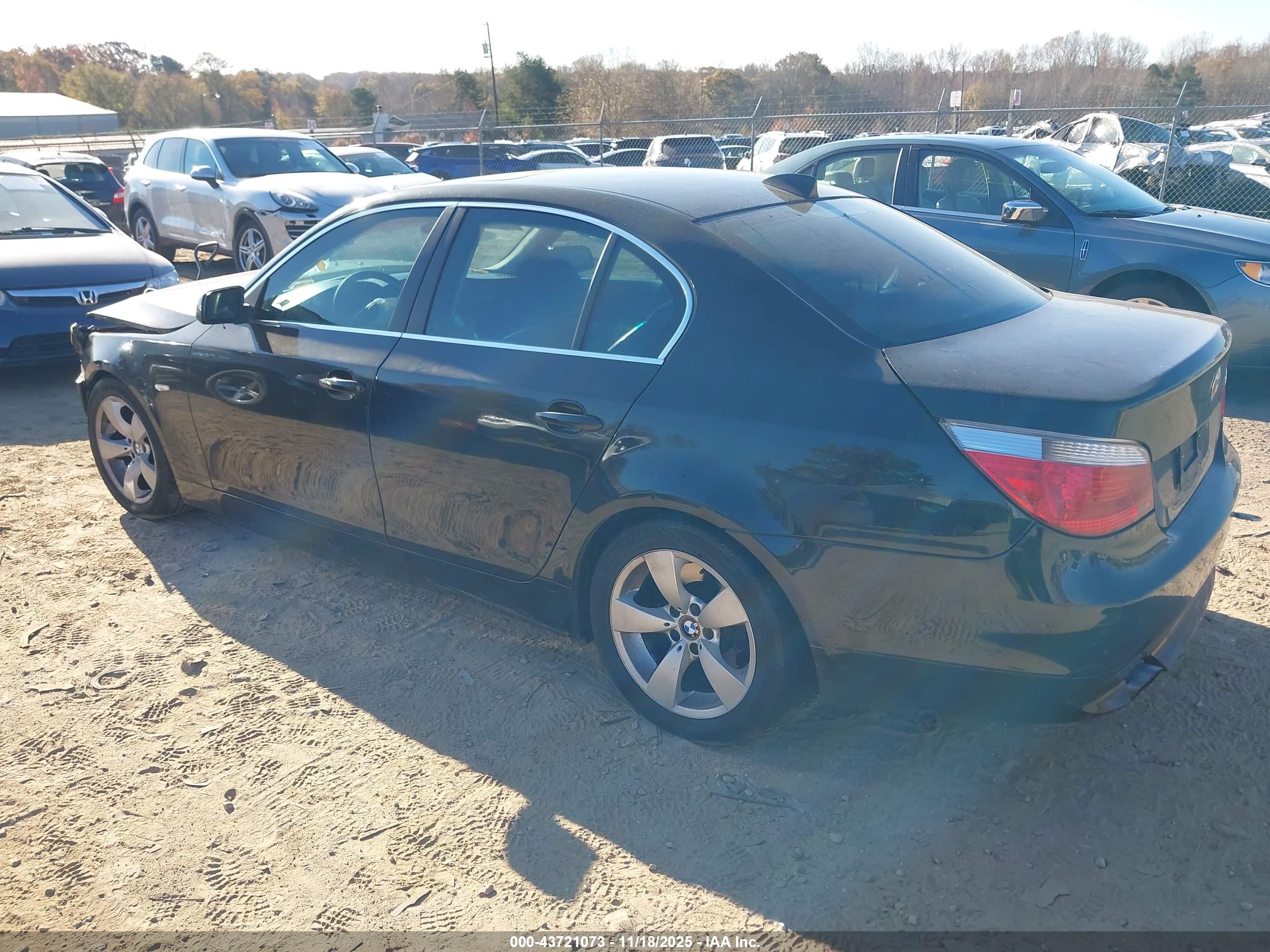 BMW 525I image 3