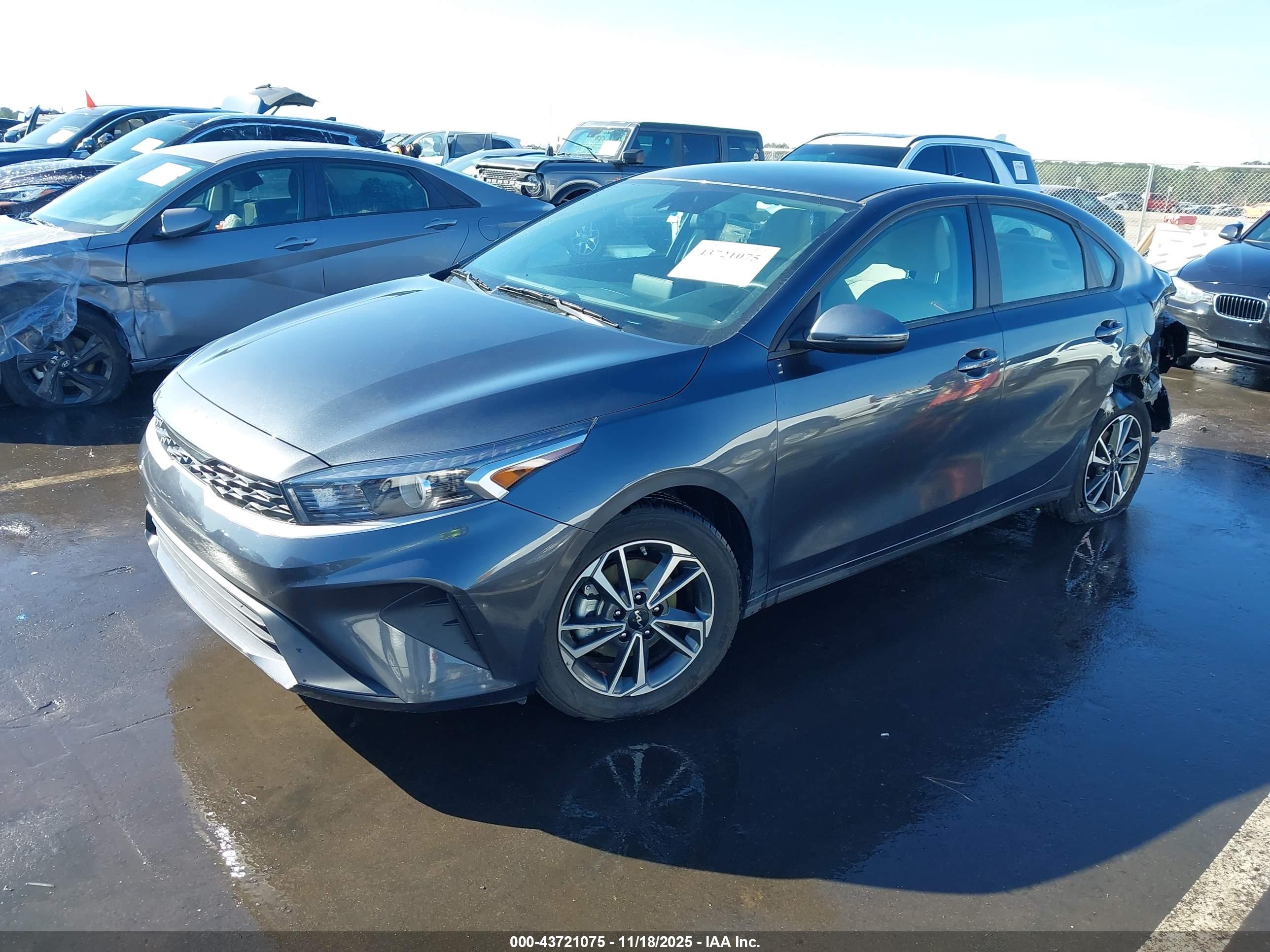 KIA FORTE image 2