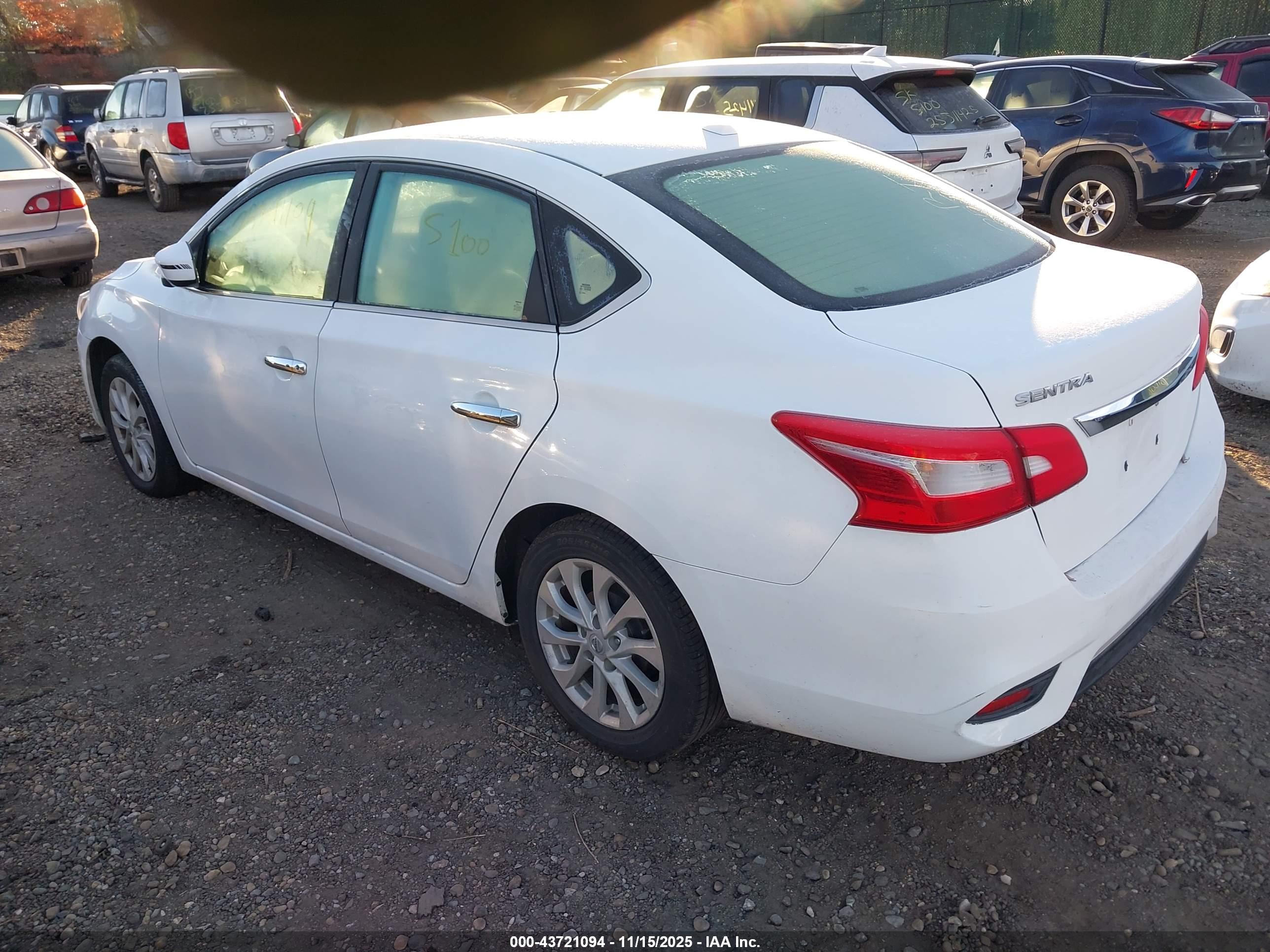 NISSAN SENTRA image 3