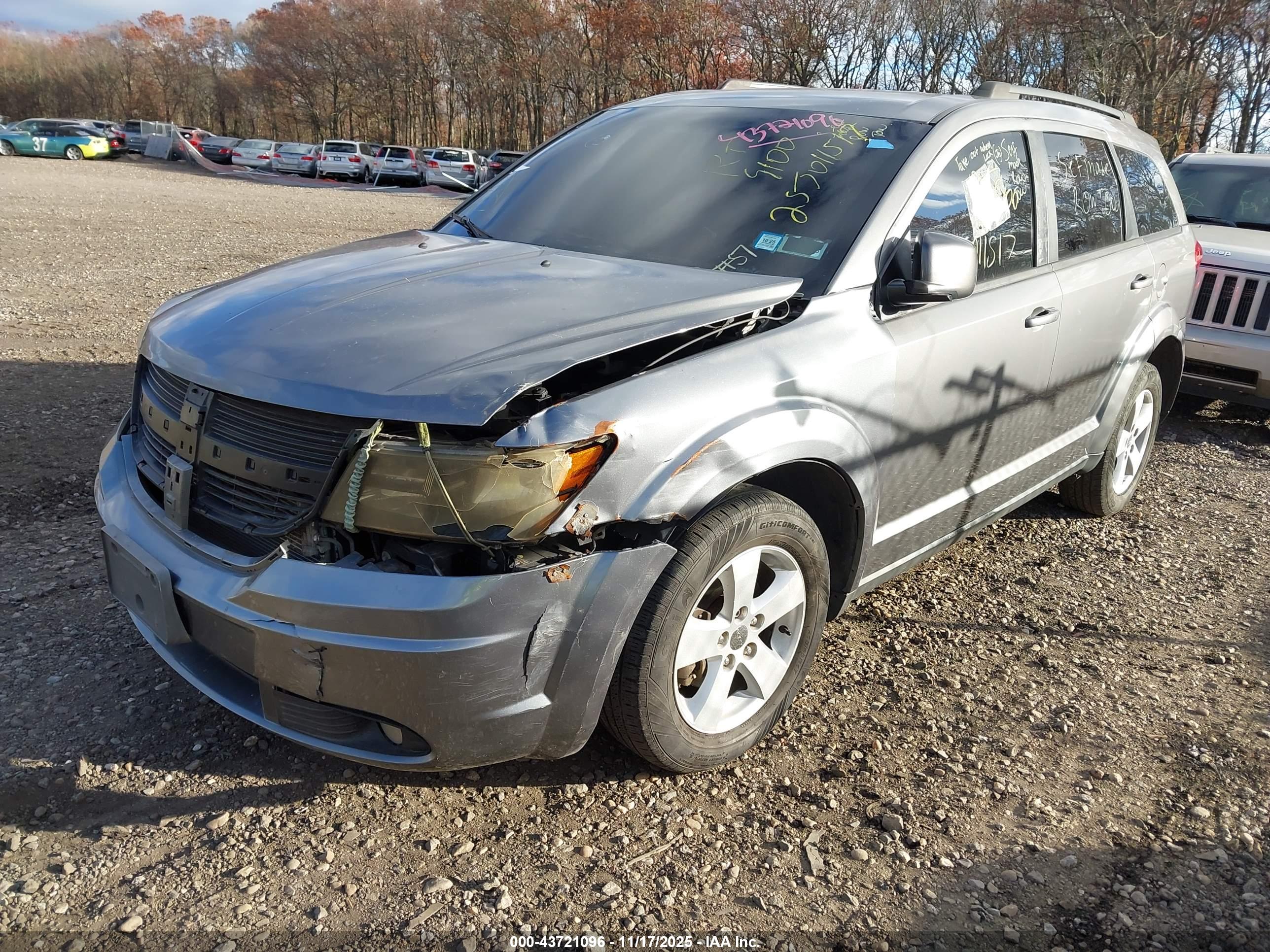 DODGE JOURNEY image 2