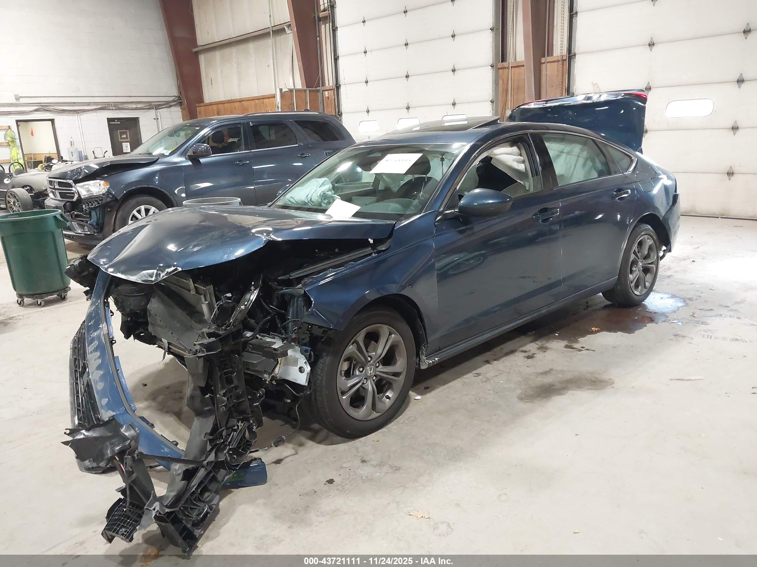 HONDA ACCORD image 2