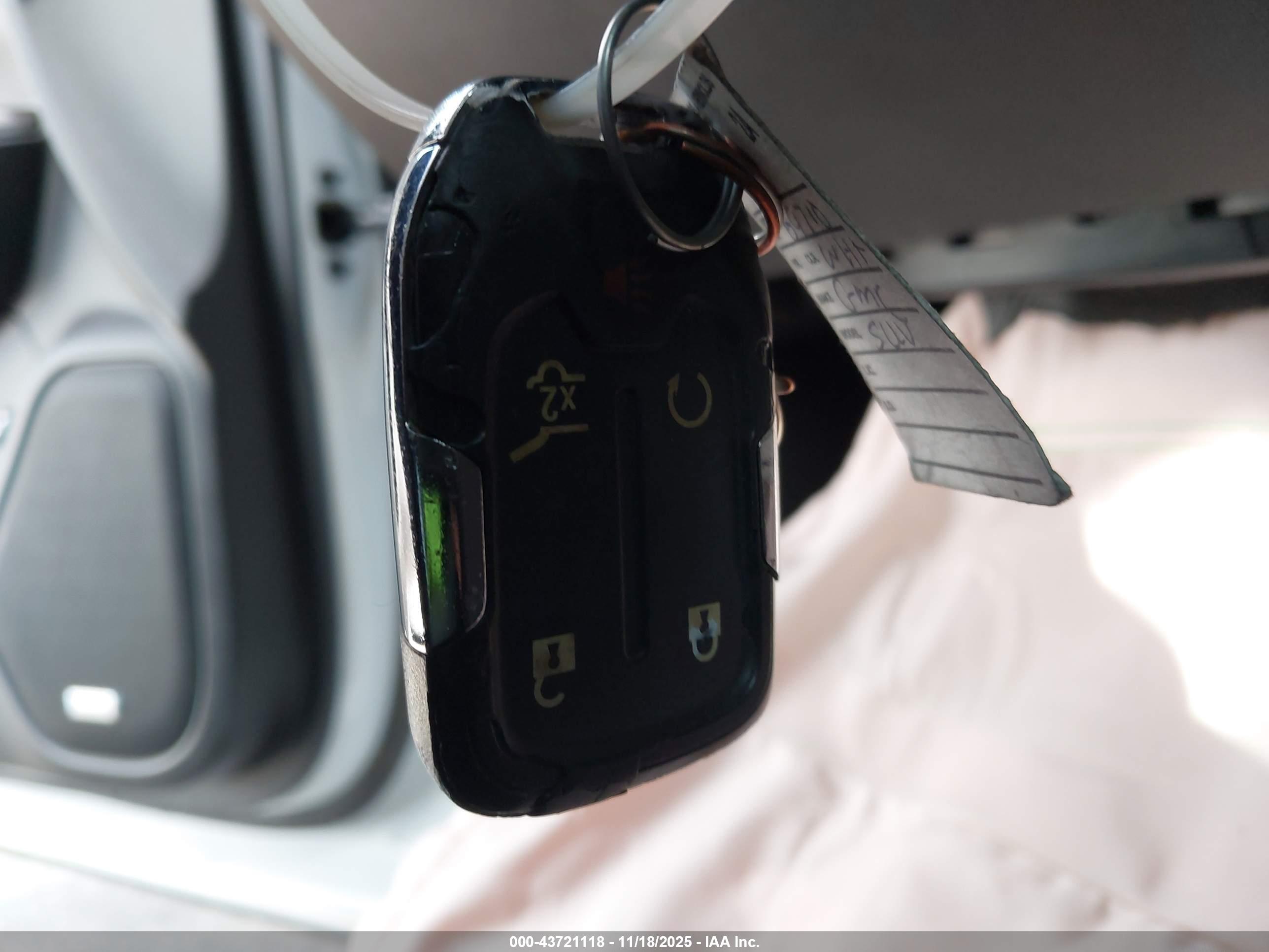 GMC ACADIA image 11