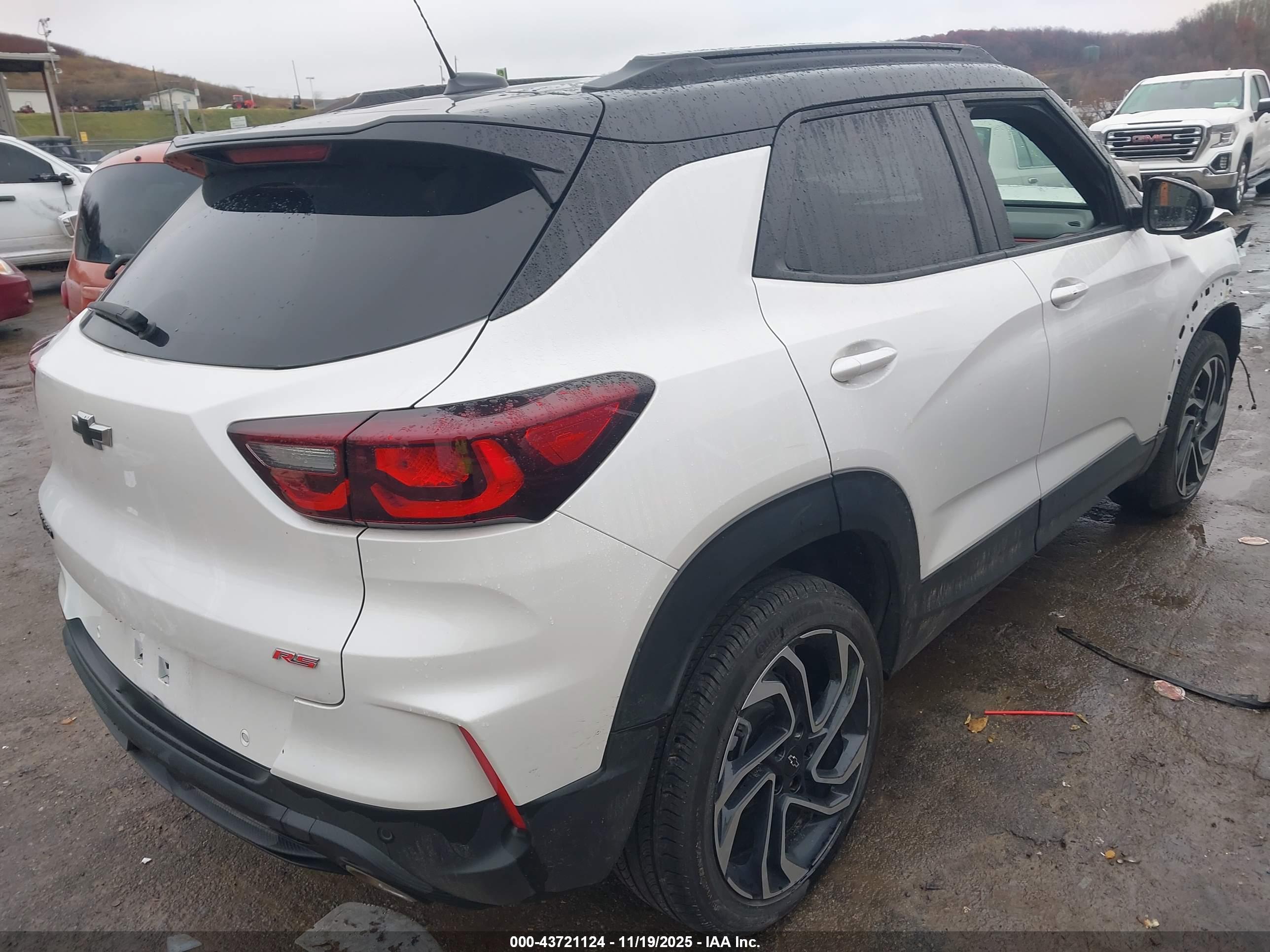CHEVROLET TRAILBLAZER image 4