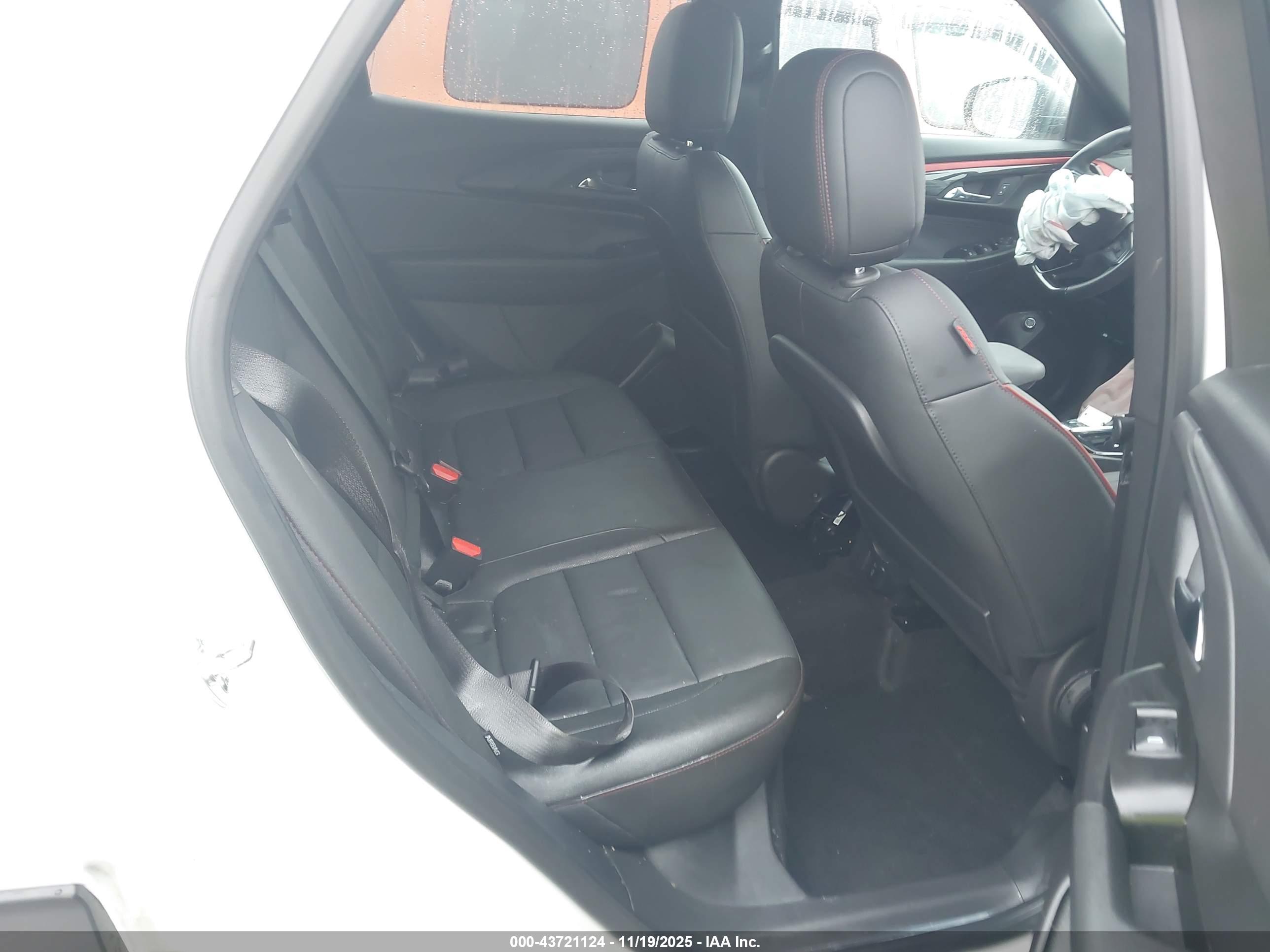 CHEVROLET TRAILBLAZER image 8