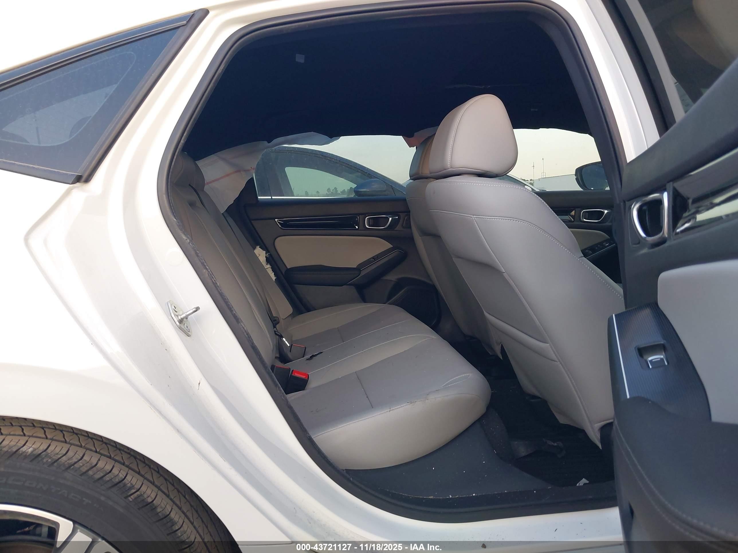HONDA CIVIC image 8