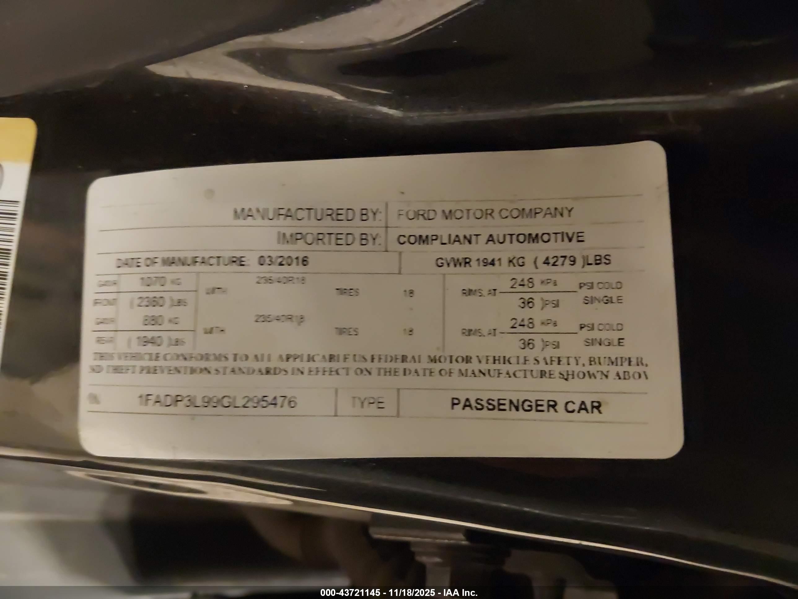 FORD FOCUS image 9