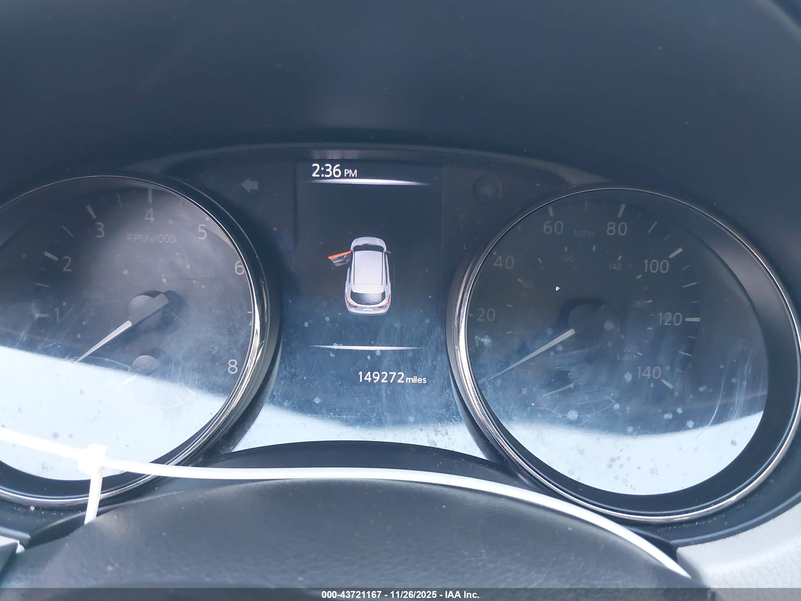 NISSAN ROGUE image 7