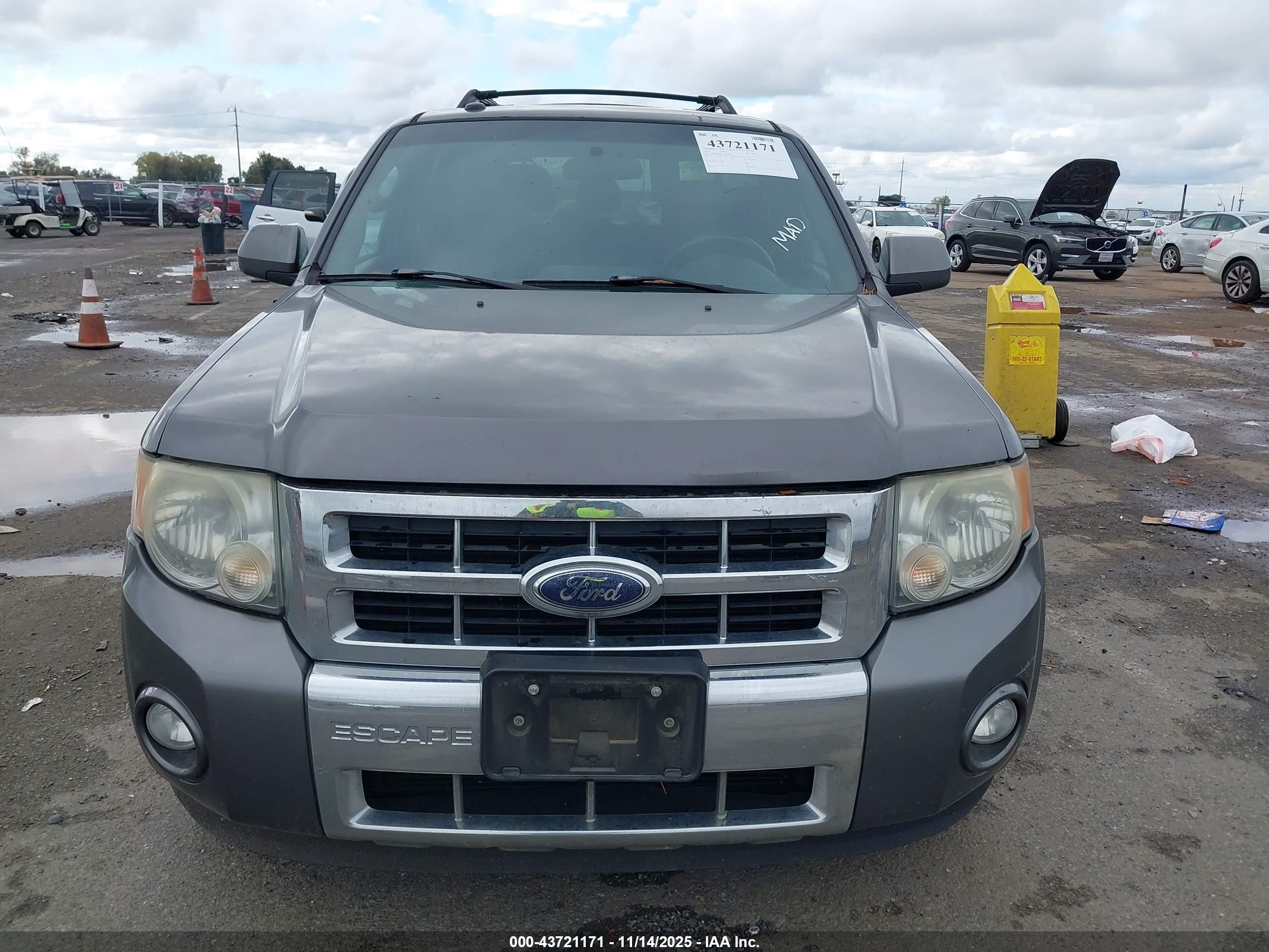 FORD ESCAPE image 6