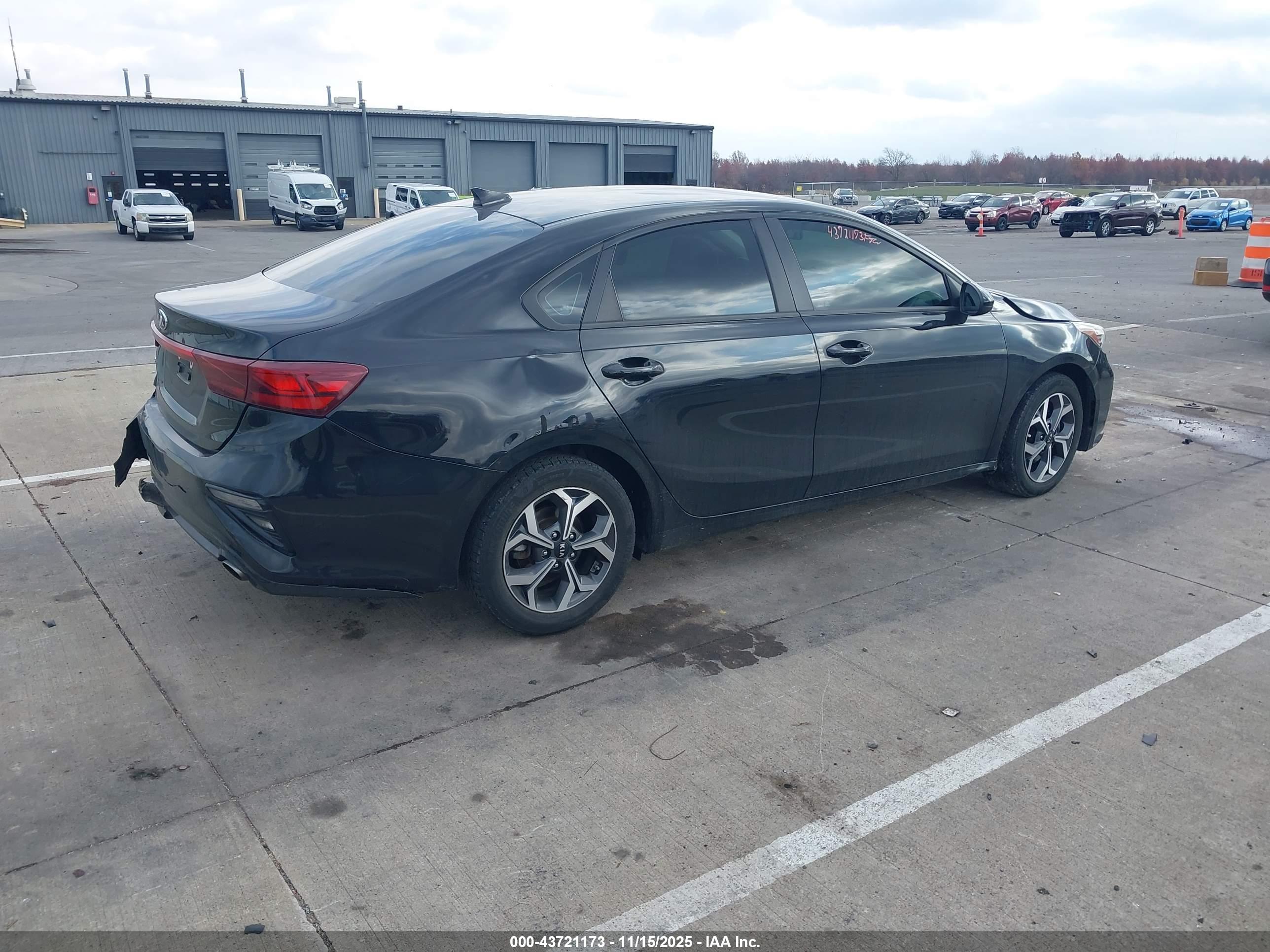 KIA FORTE image 4