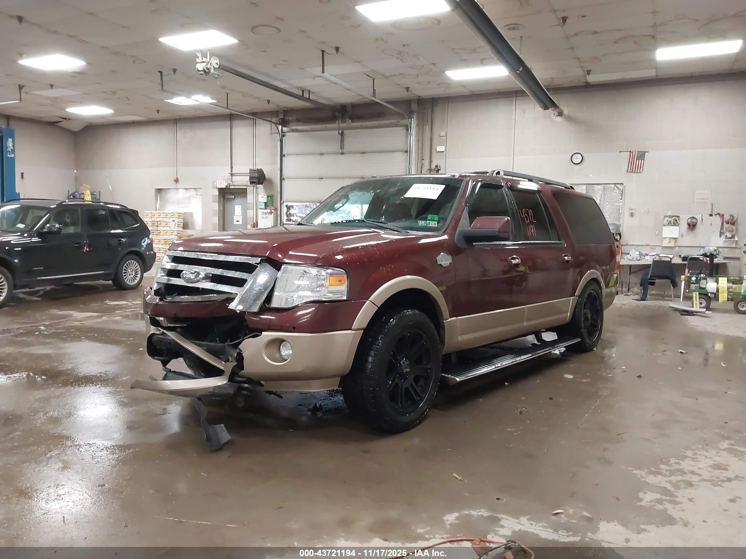 FORD EXPEDITION image 2
