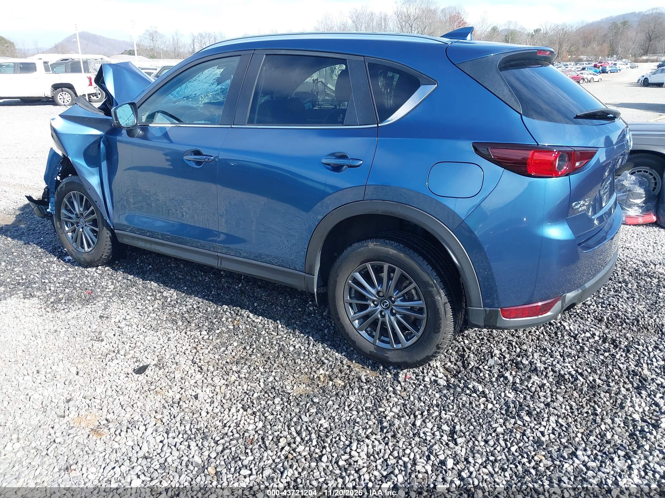 MAZDA CX-5 image 3
