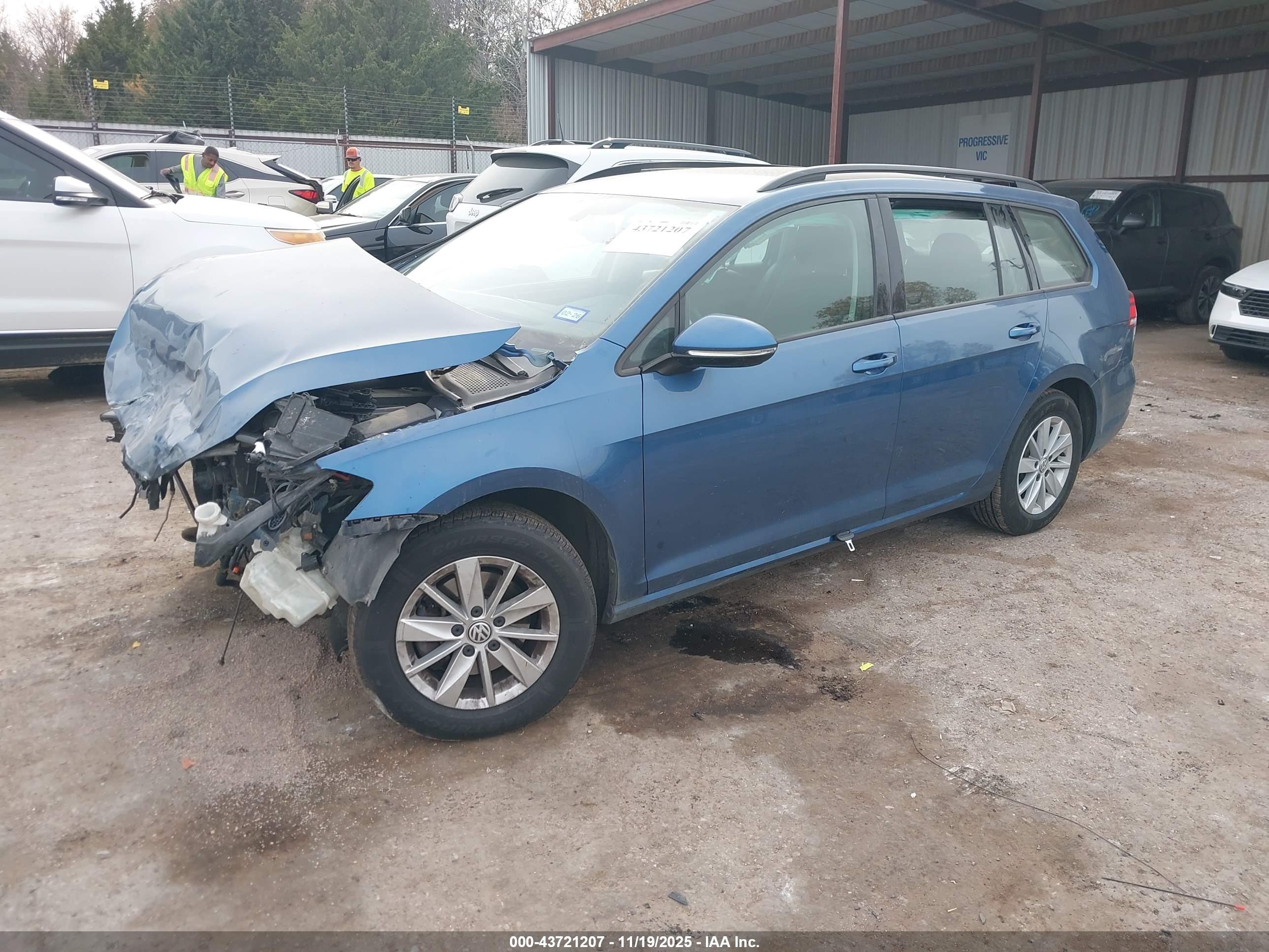 VOLKSWAGEN GOLF image 2