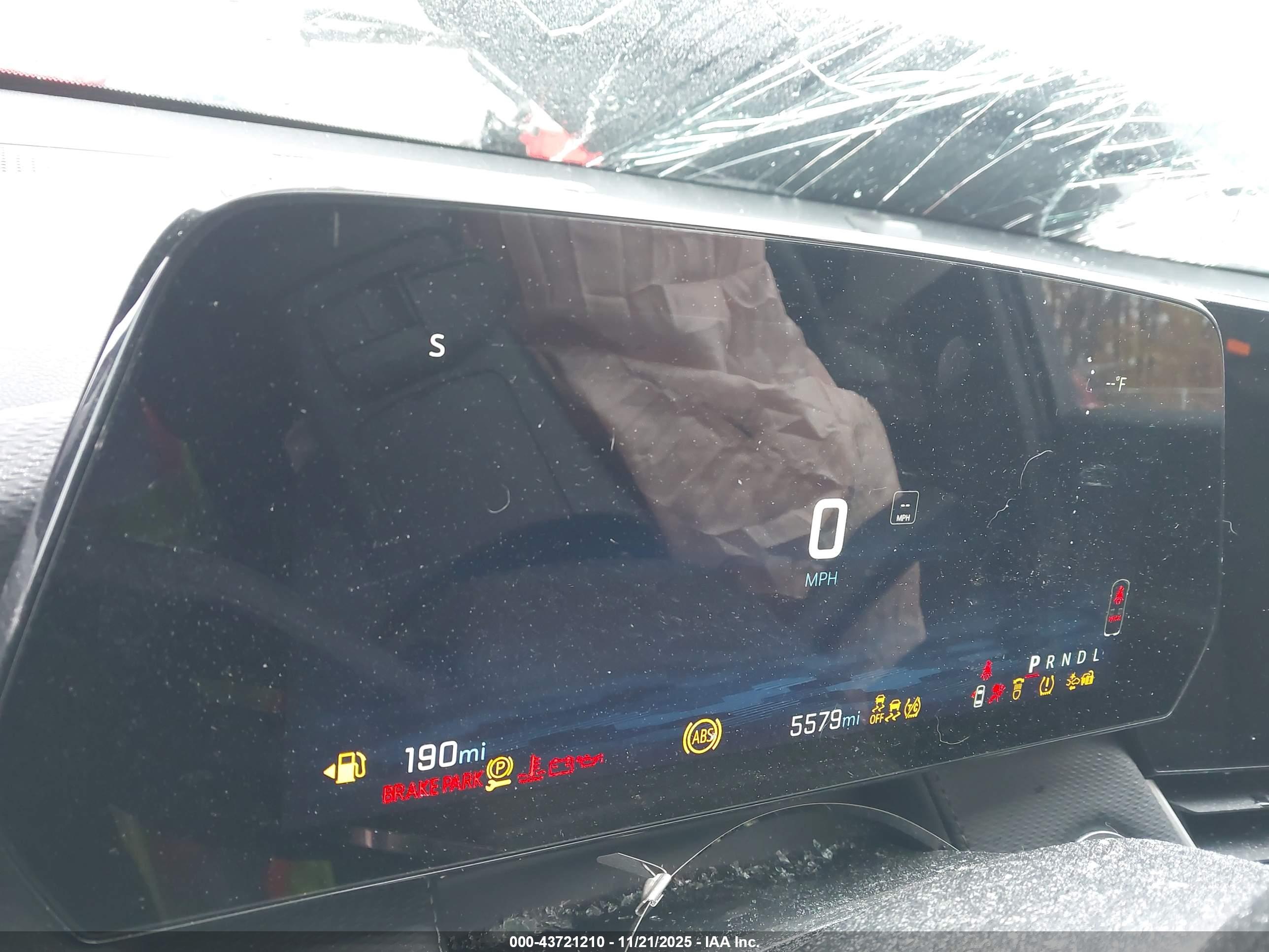 CHEVROLET EQUINOX image 7
