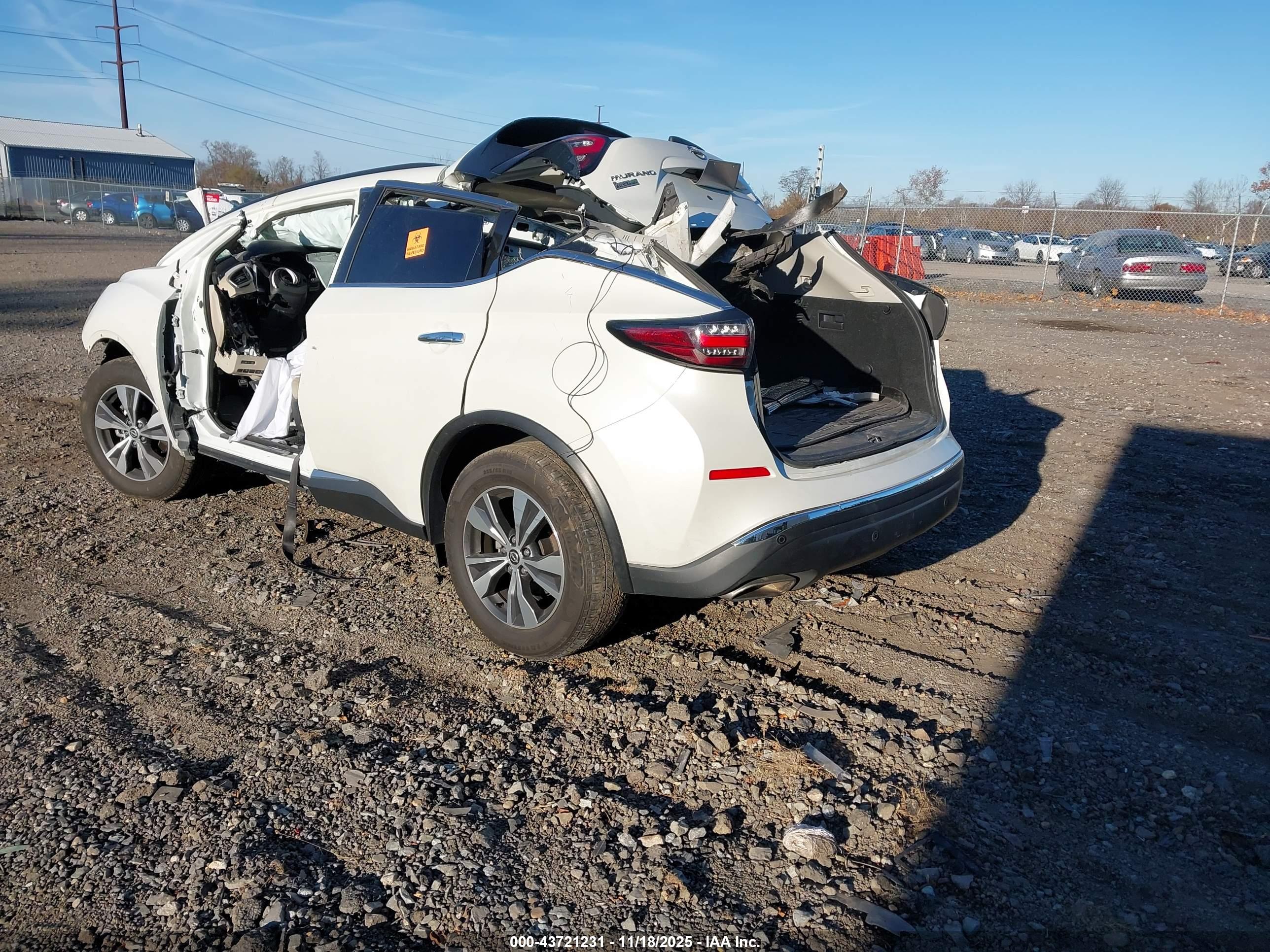 NISSAN MURANO image 3