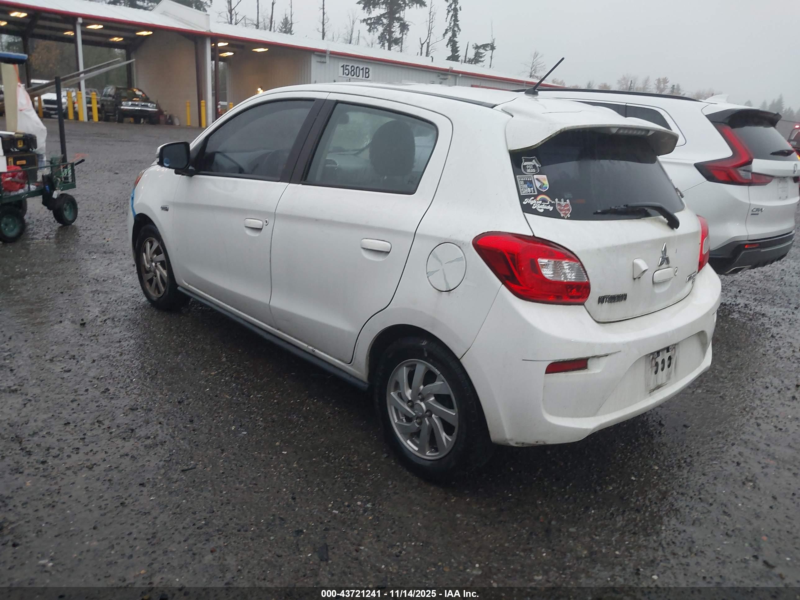 MITSUBISHI MIRAGE image 3