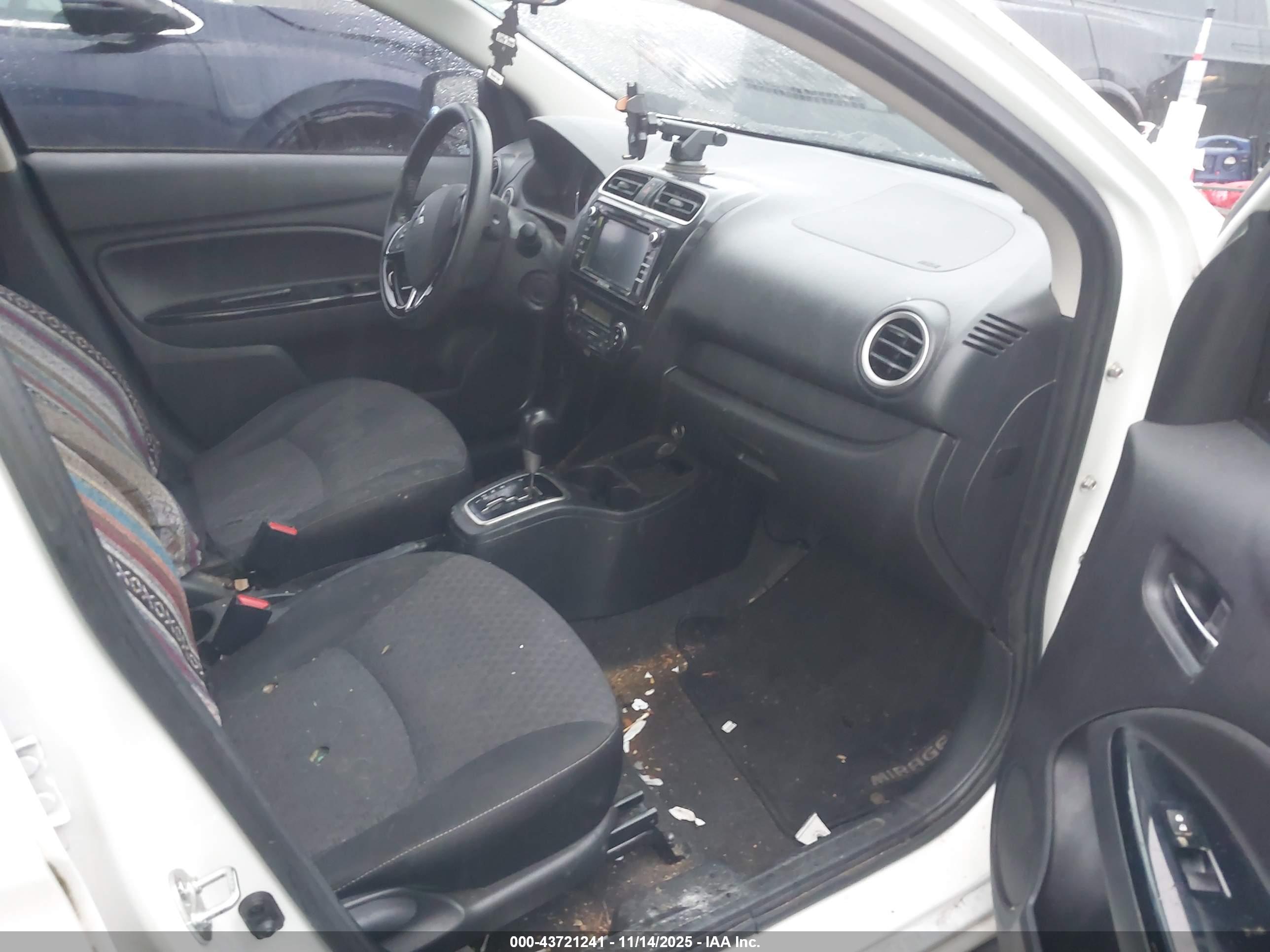 MITSUBISHI MIRAGE image 5