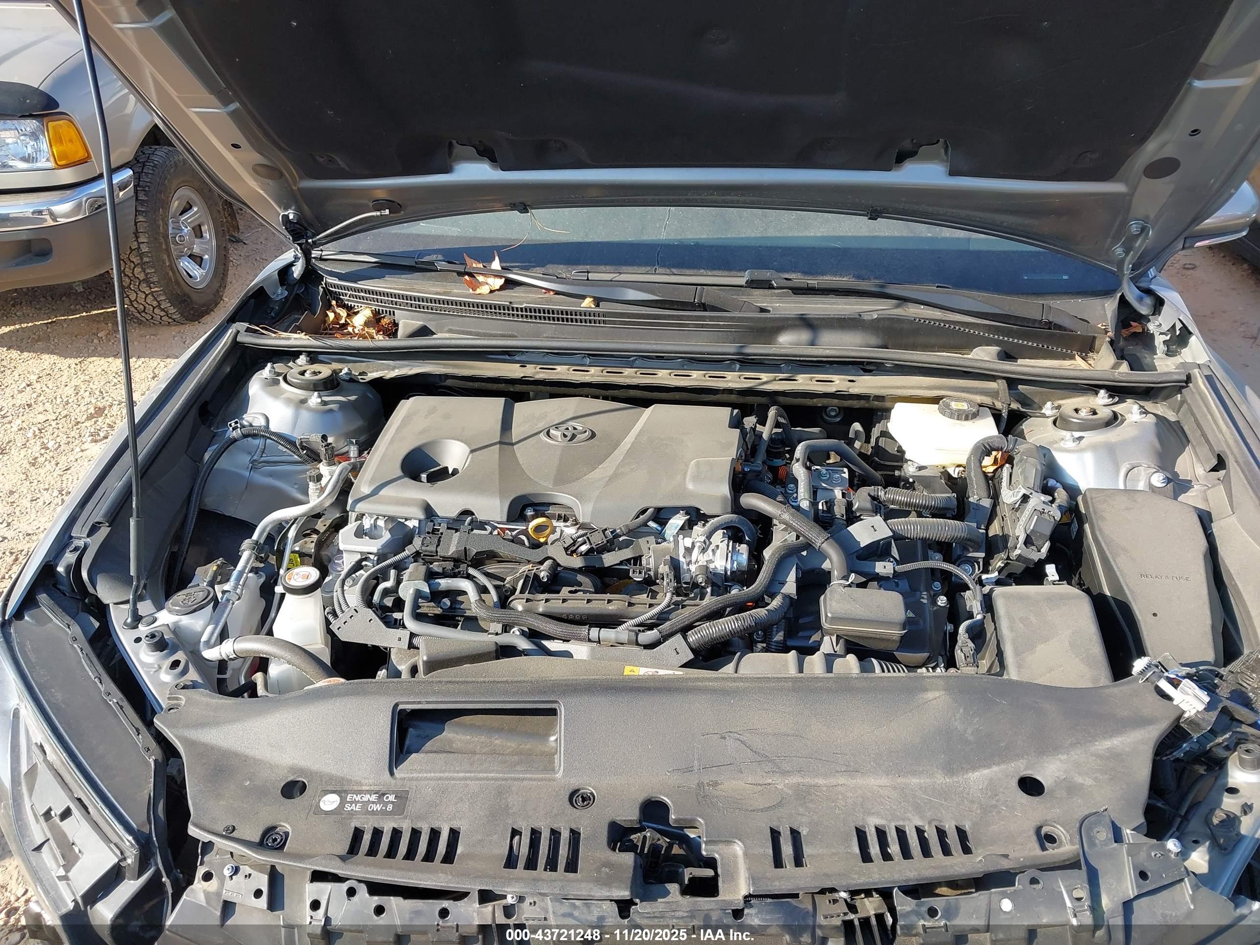 TOYOTA CAMRY image 10