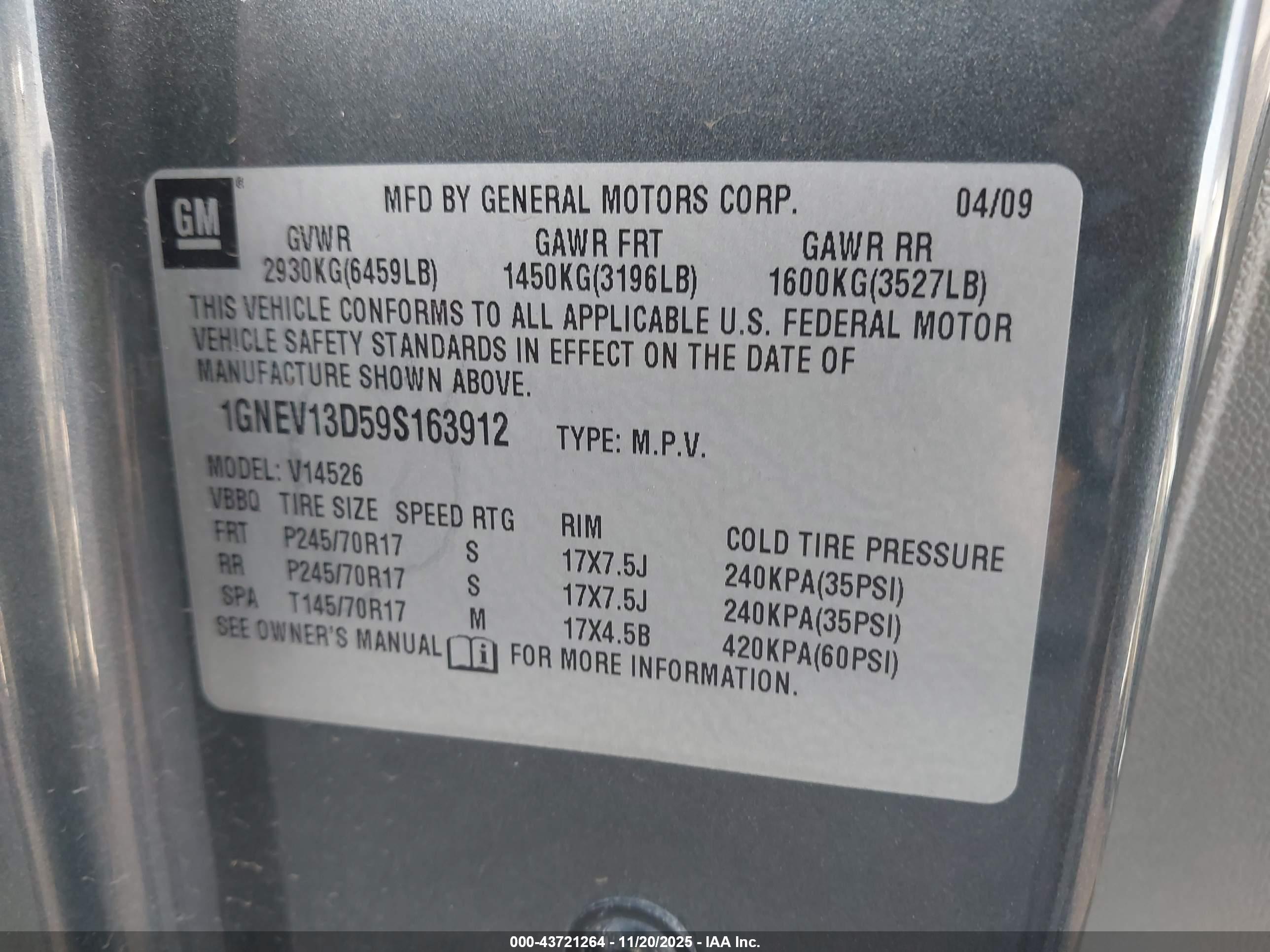 CHEVROLET TRAVERSE image 9
