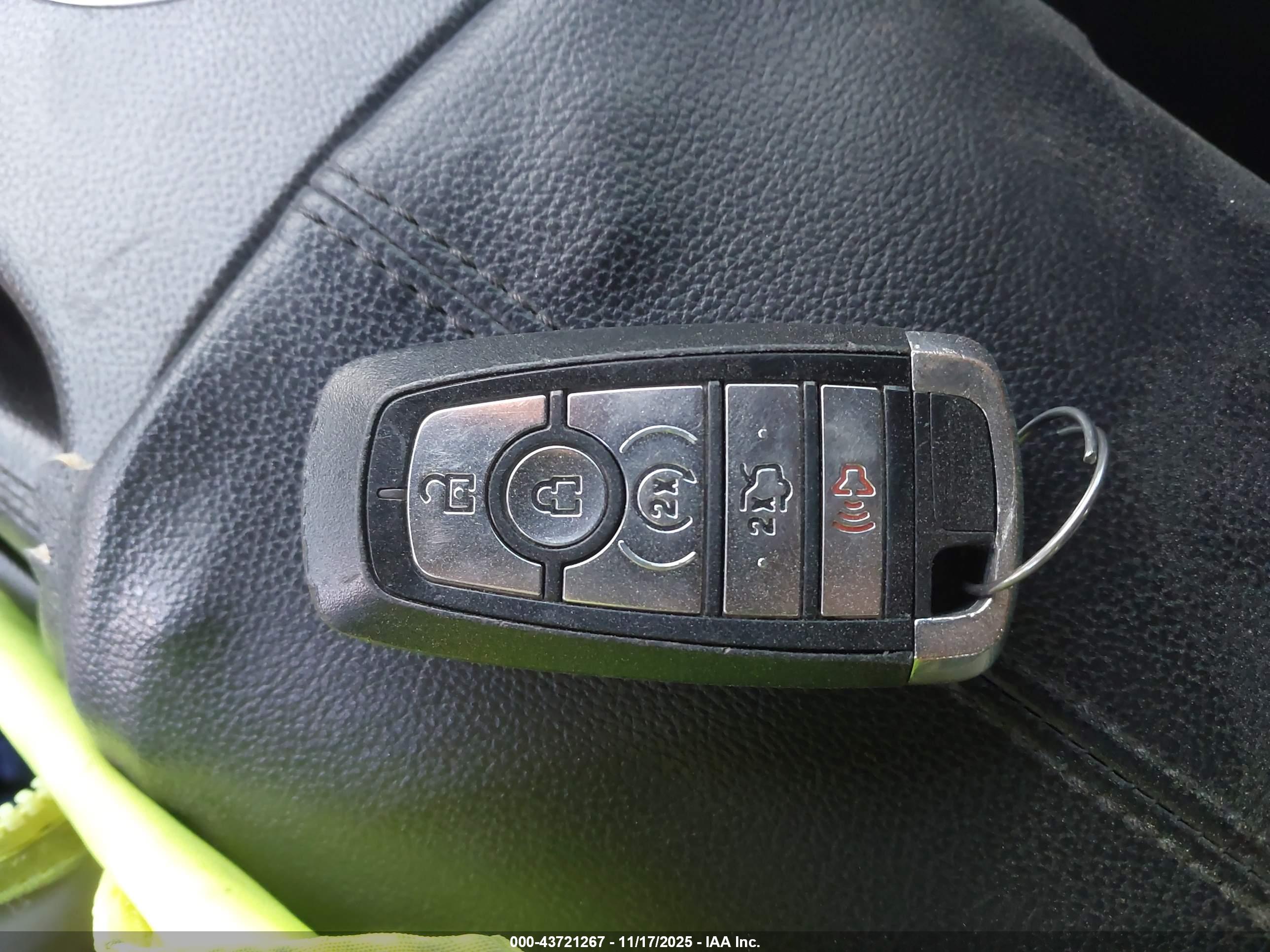 FORD MUSTANG image 11
