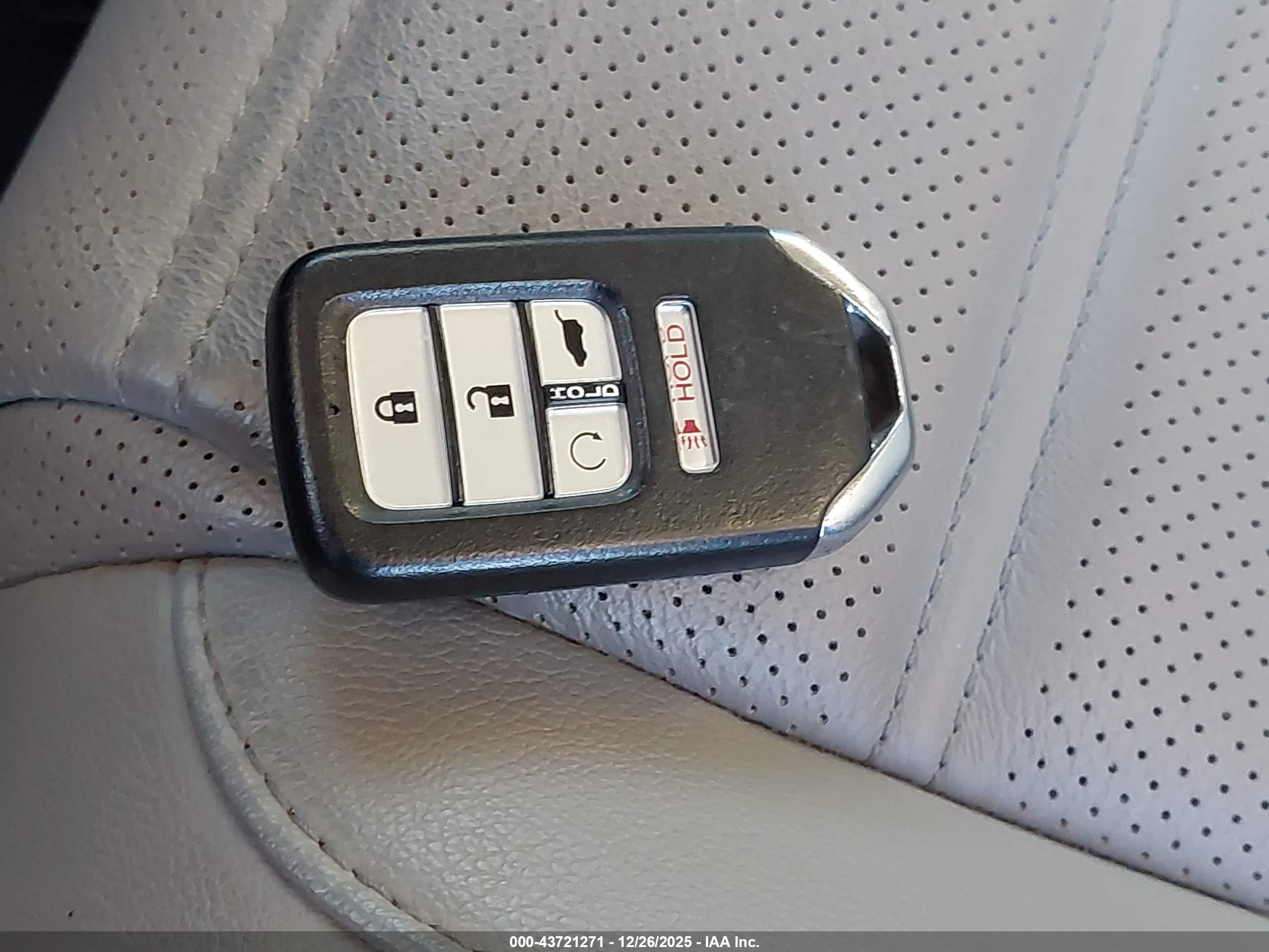 HONDA CR-V image 11