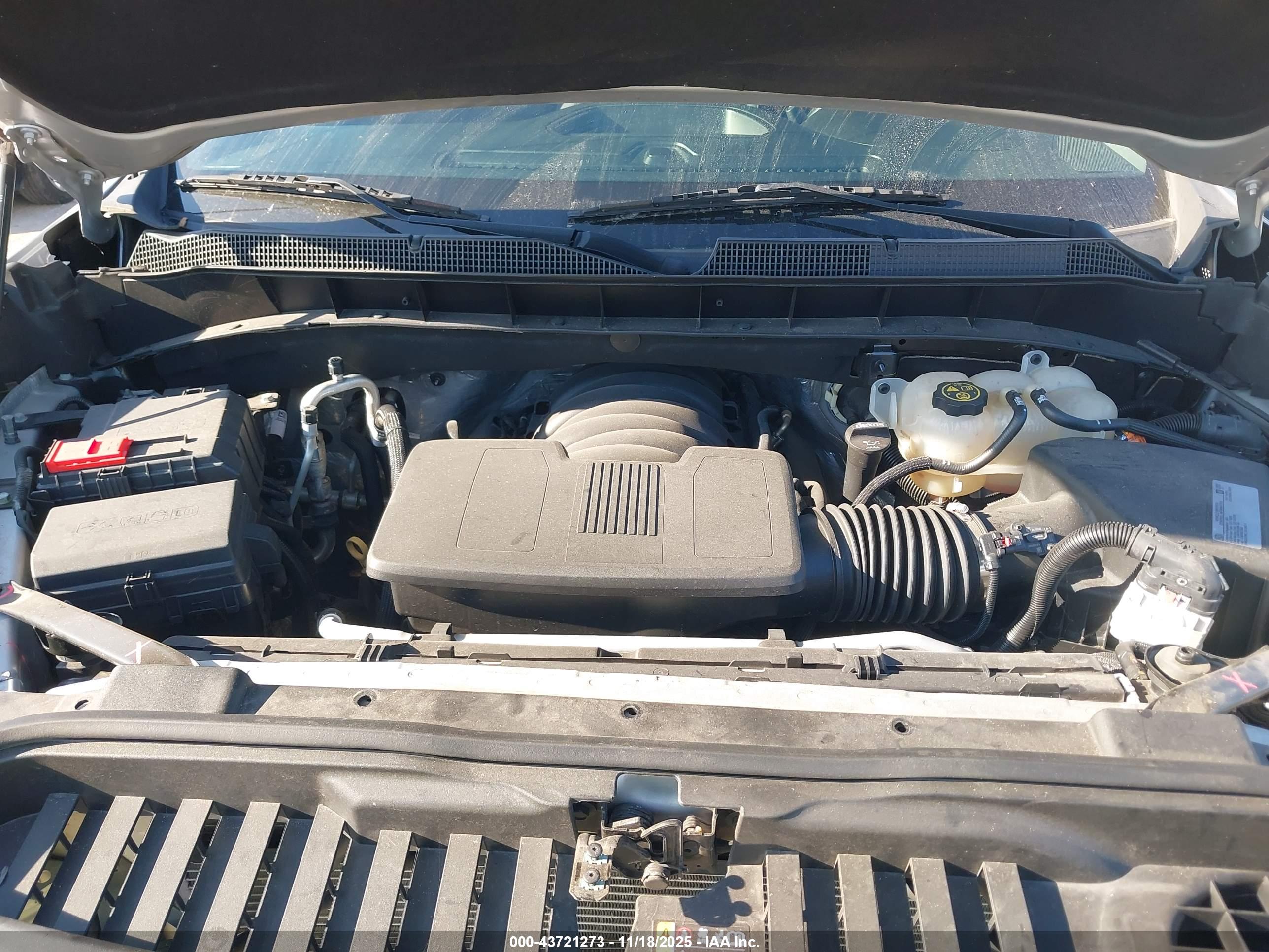 CHEVROLET SILVERADO image 10