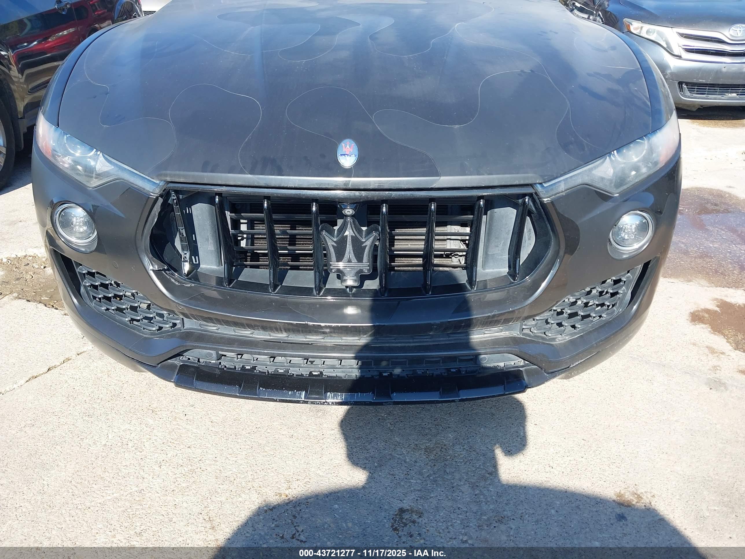 MASERATI LEVANTE image 6