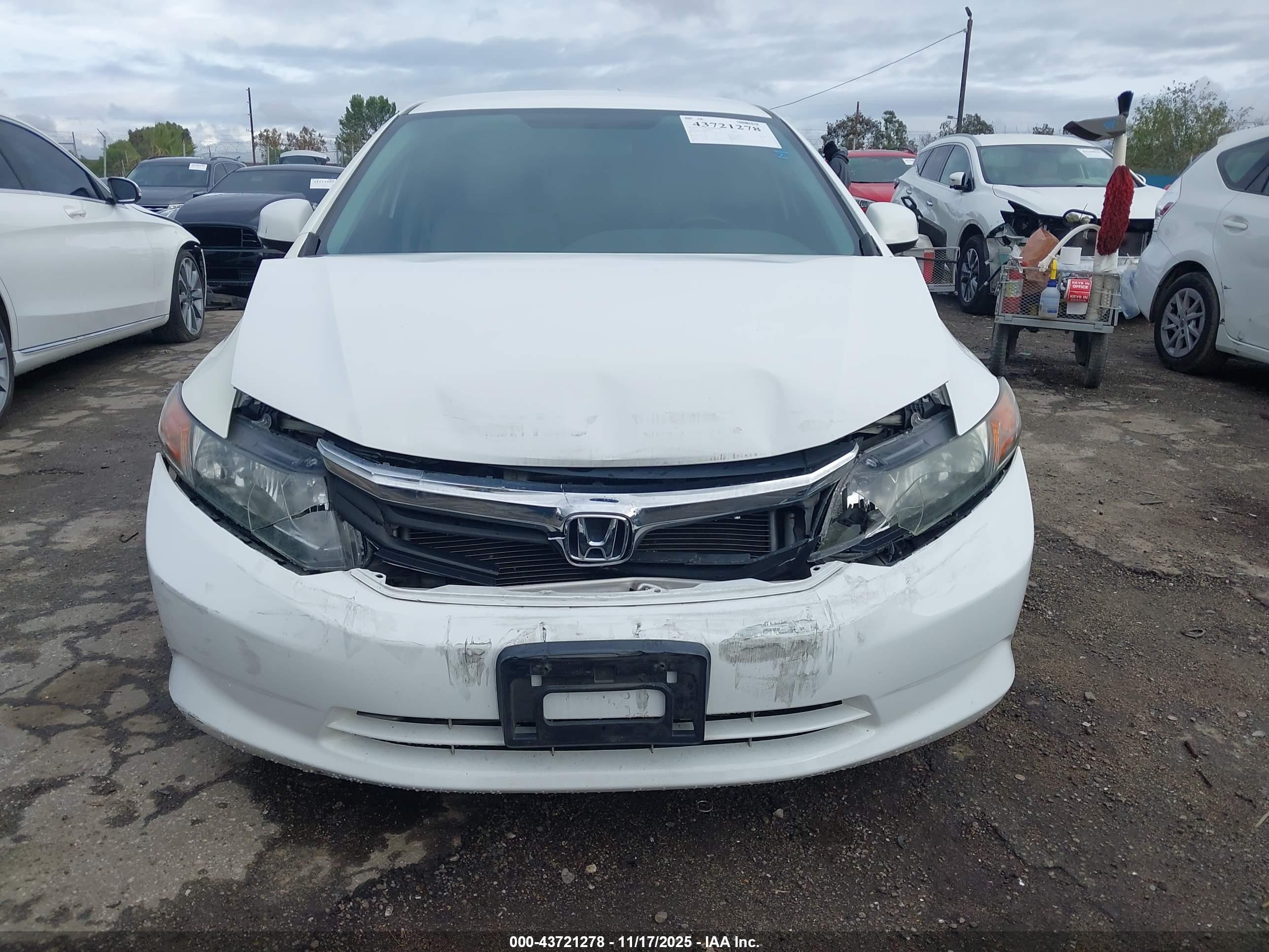 HONDA CIVIC image 6