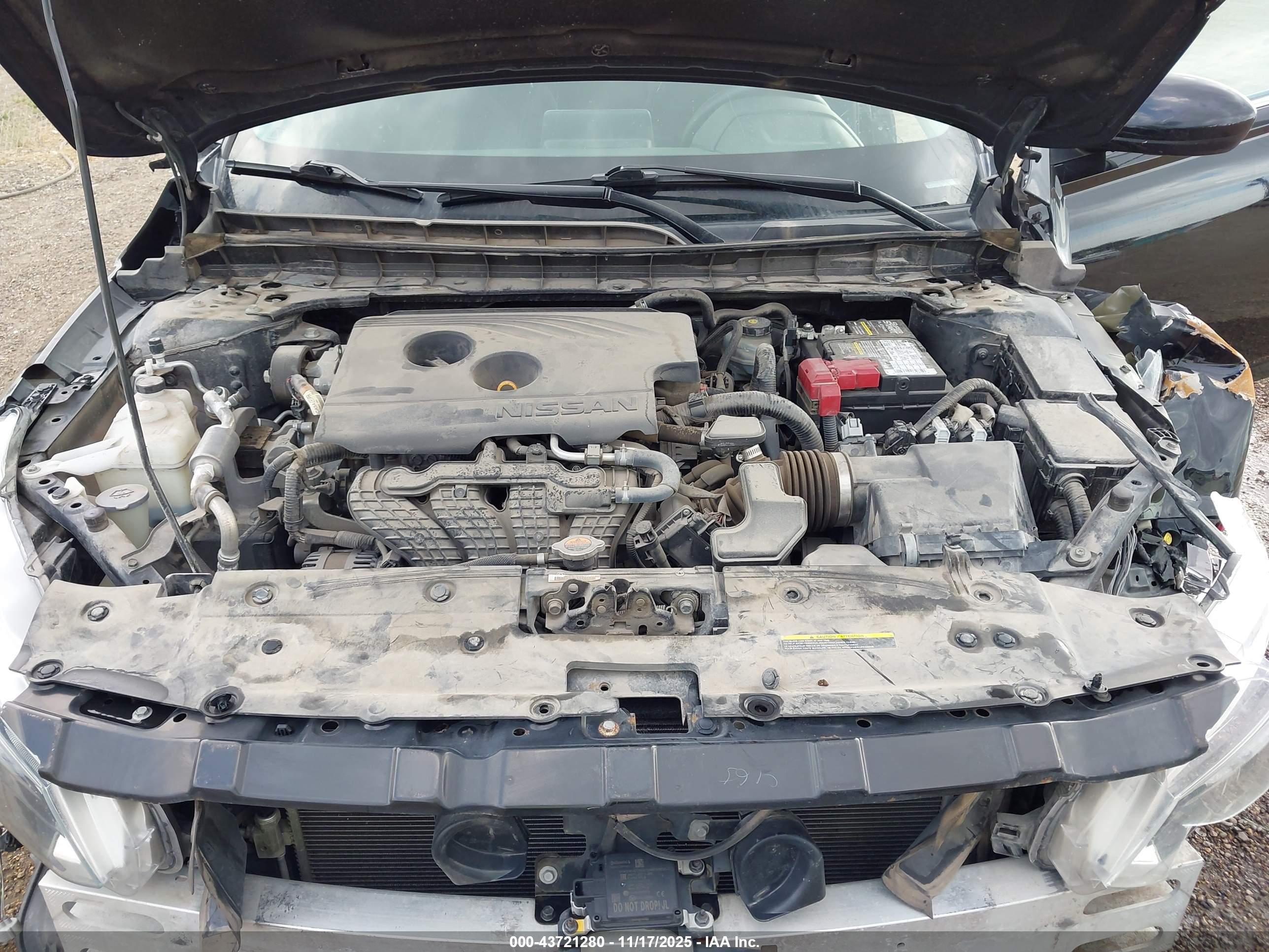 NISSAN ALTIMA image 10