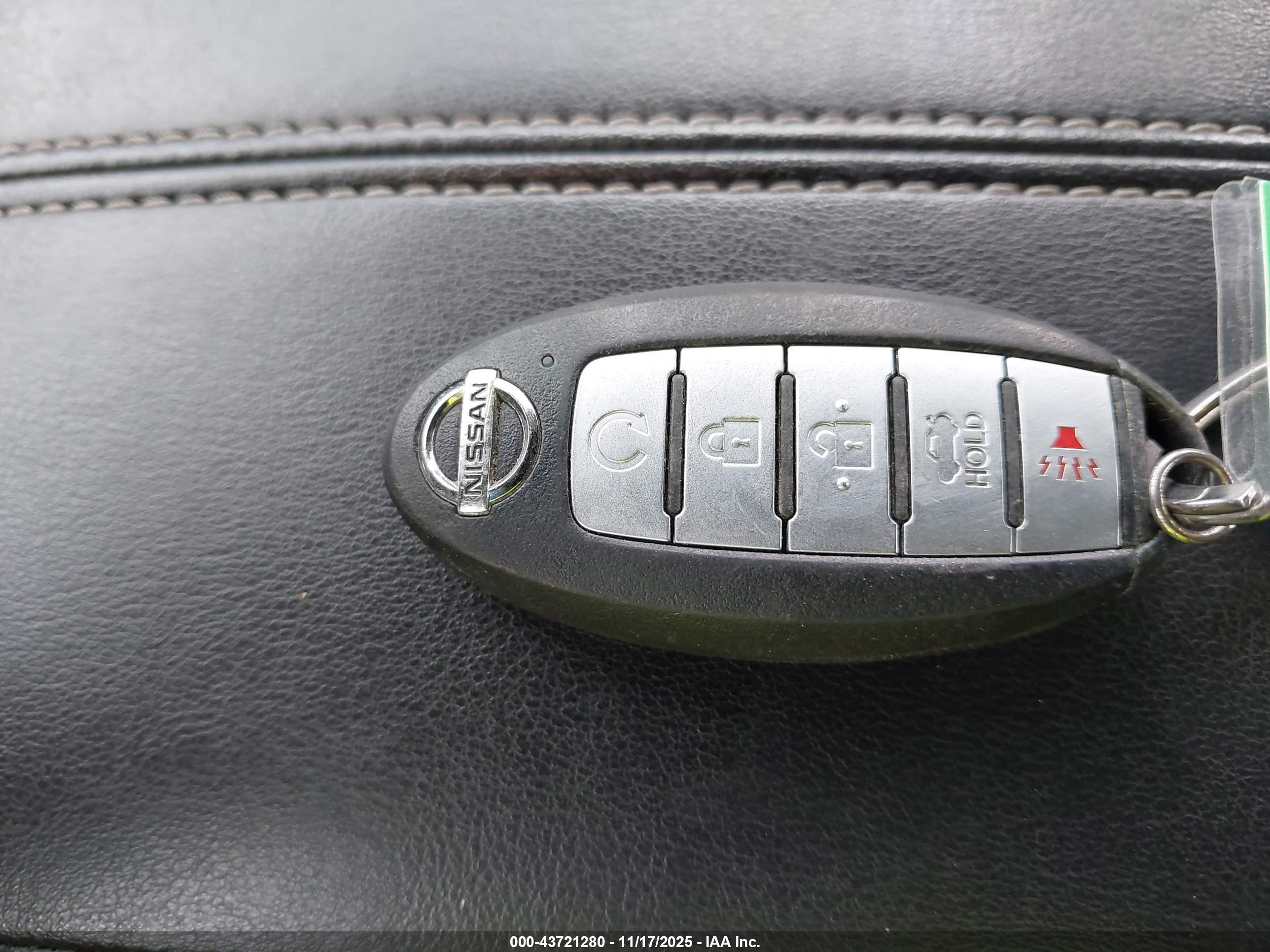 NISSAN ALTIMA image 11