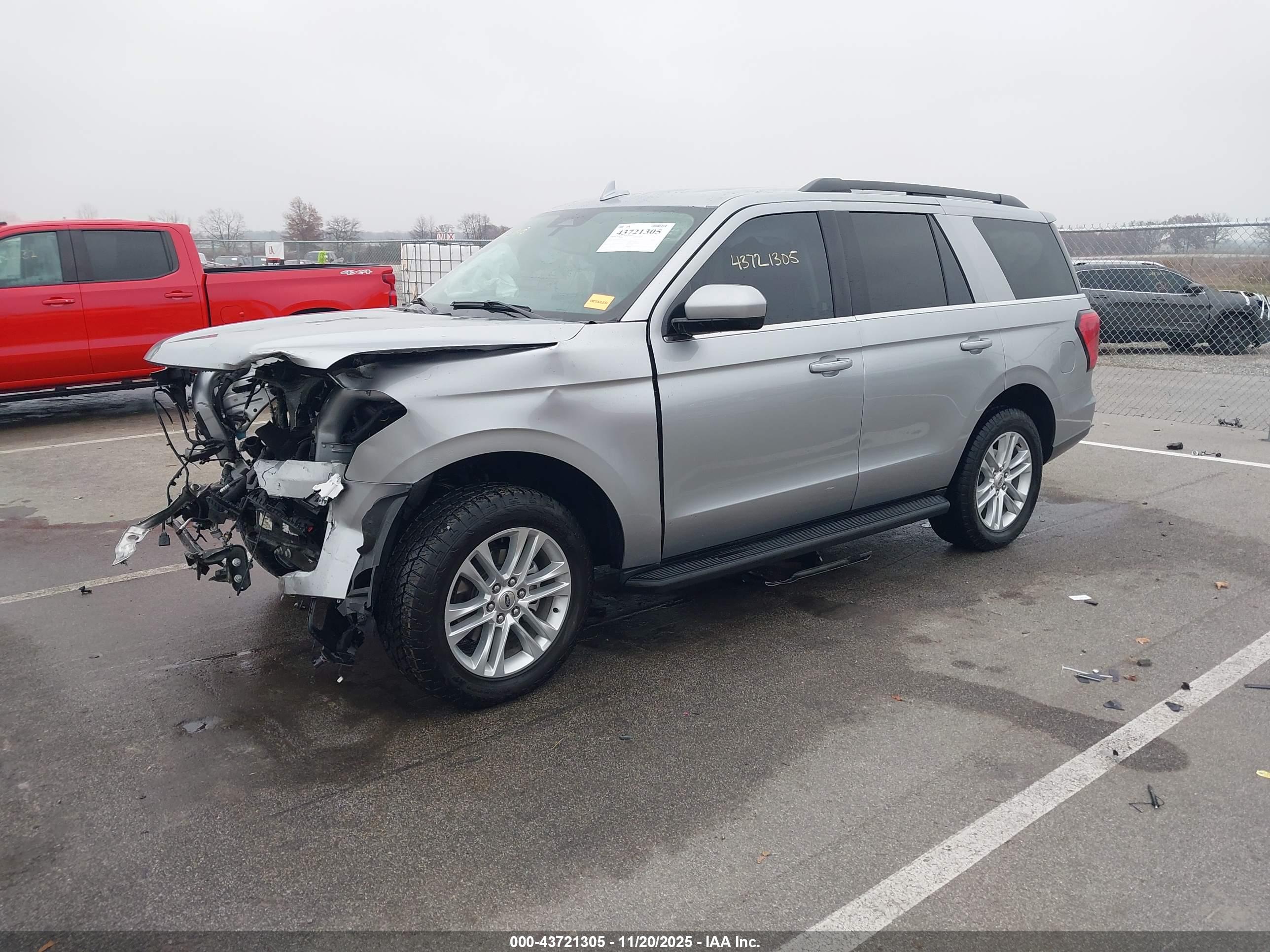FORD EXPEDITION image 2