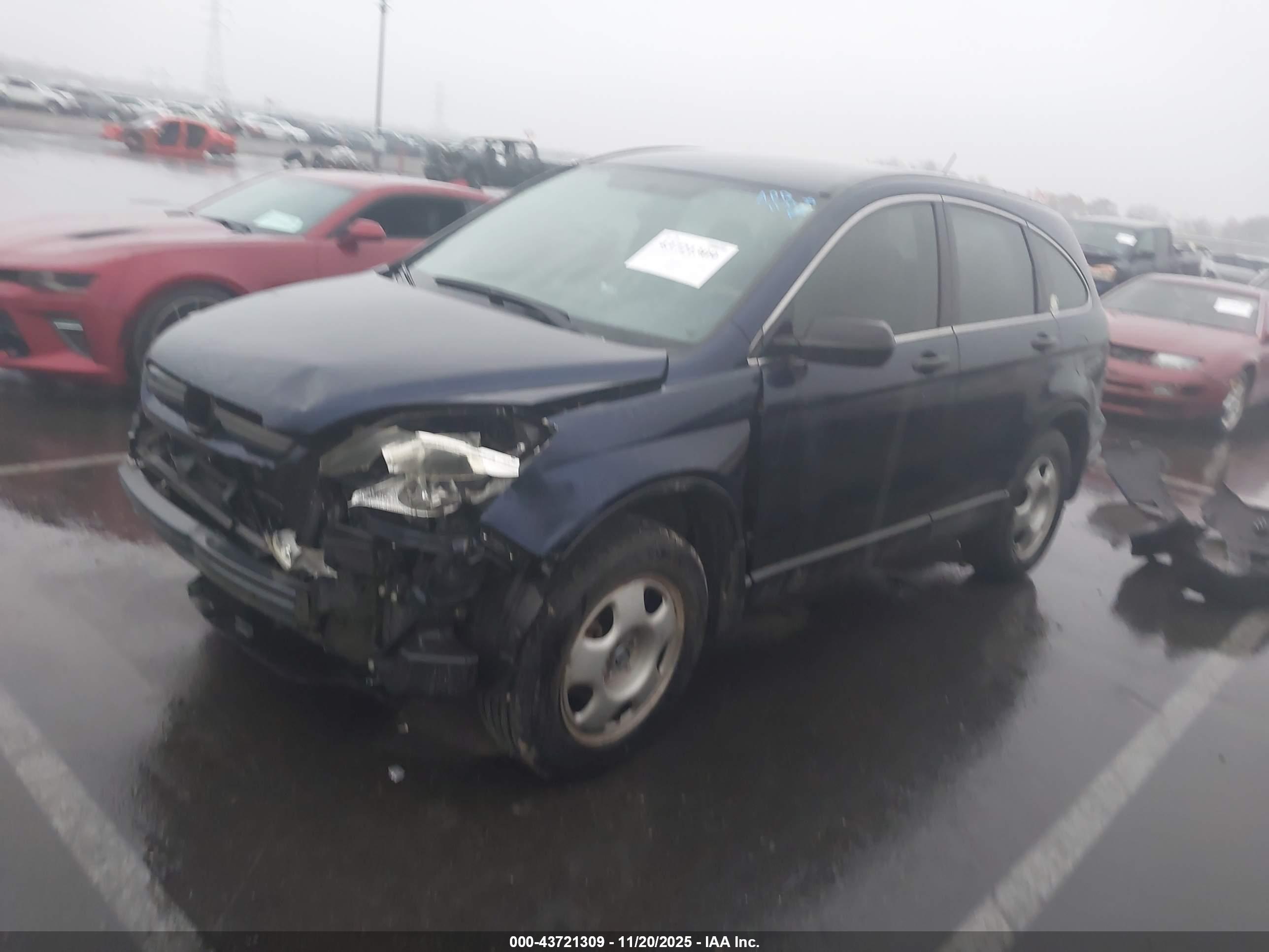 HONDA CR-V image 2