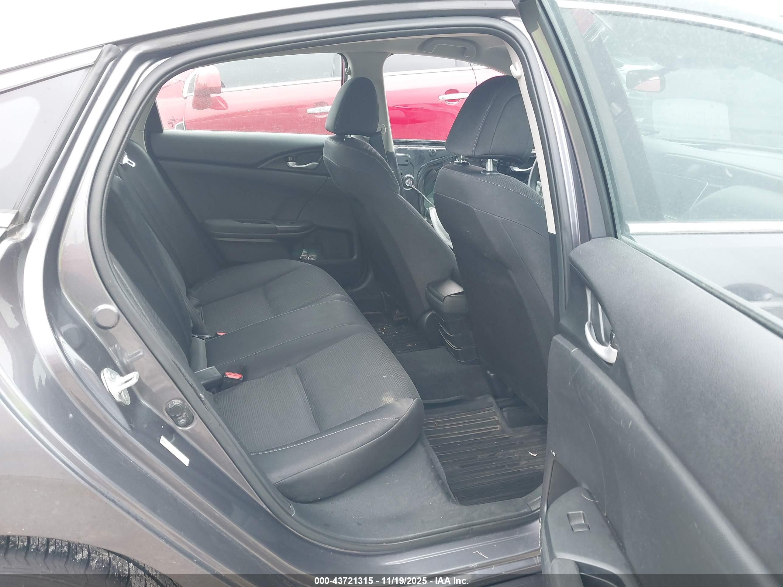 HONDA INSIGHT image 8