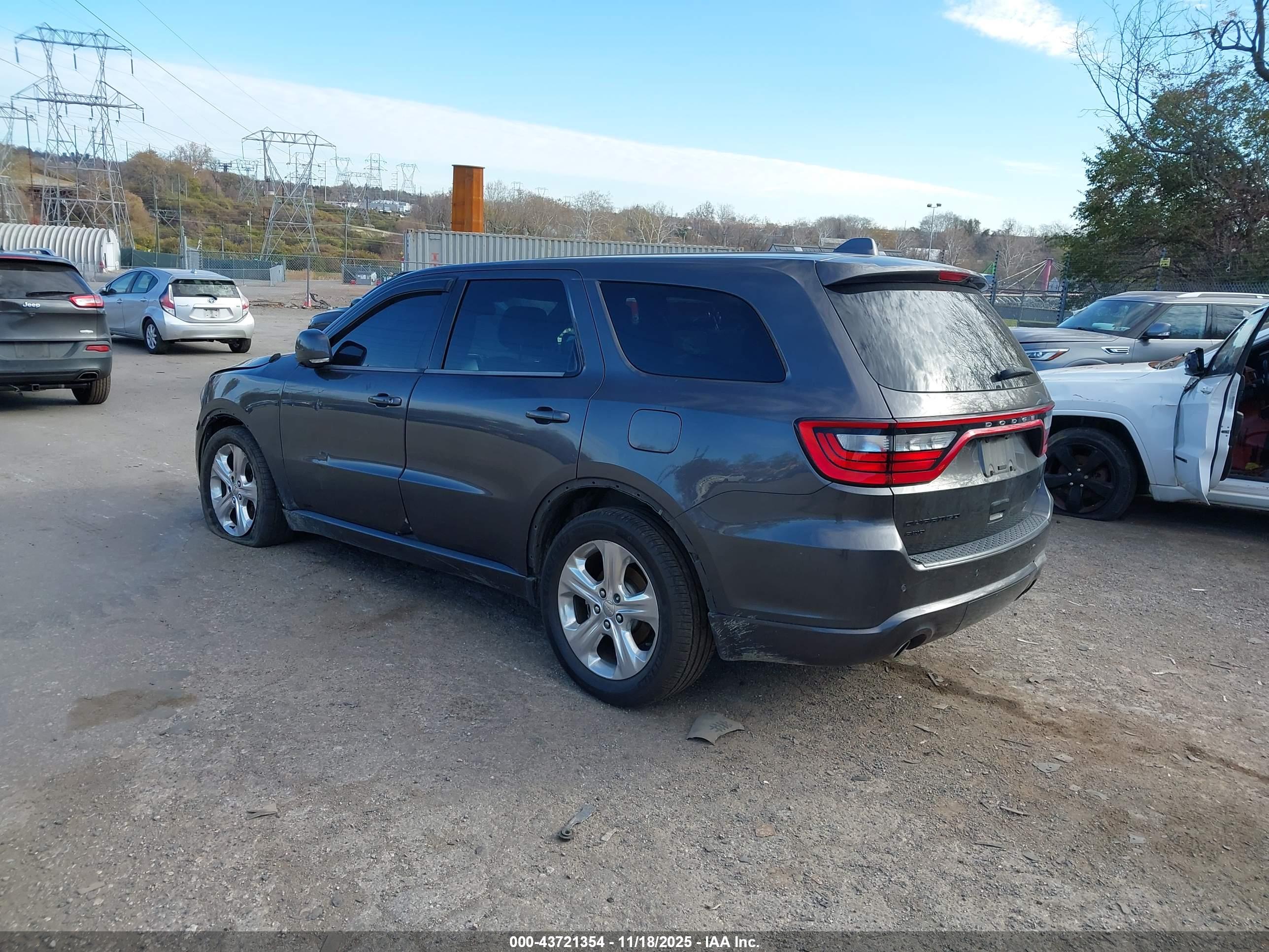 DODGE DURANGO image 3