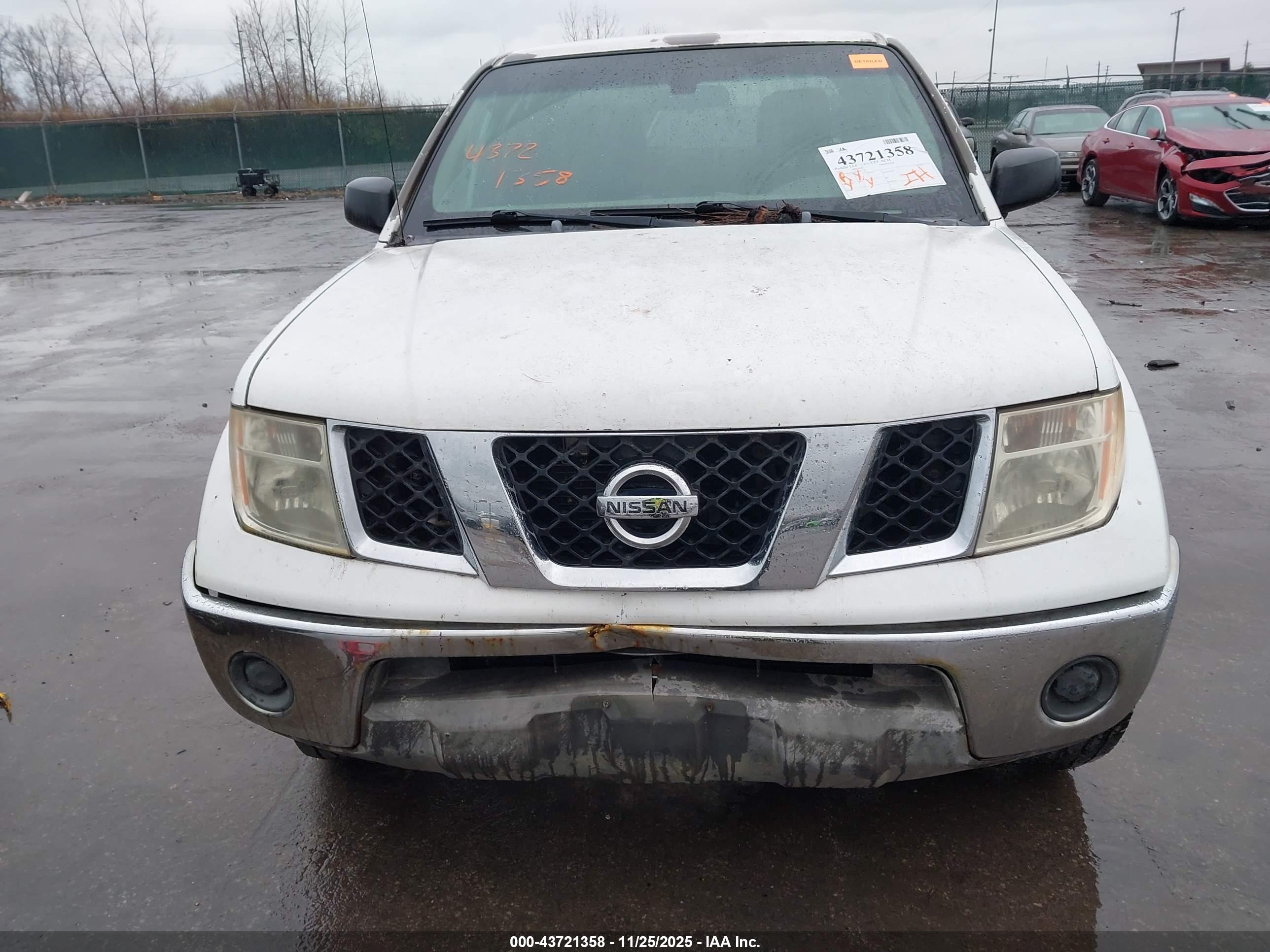 NISSAN FRONTIER image 6