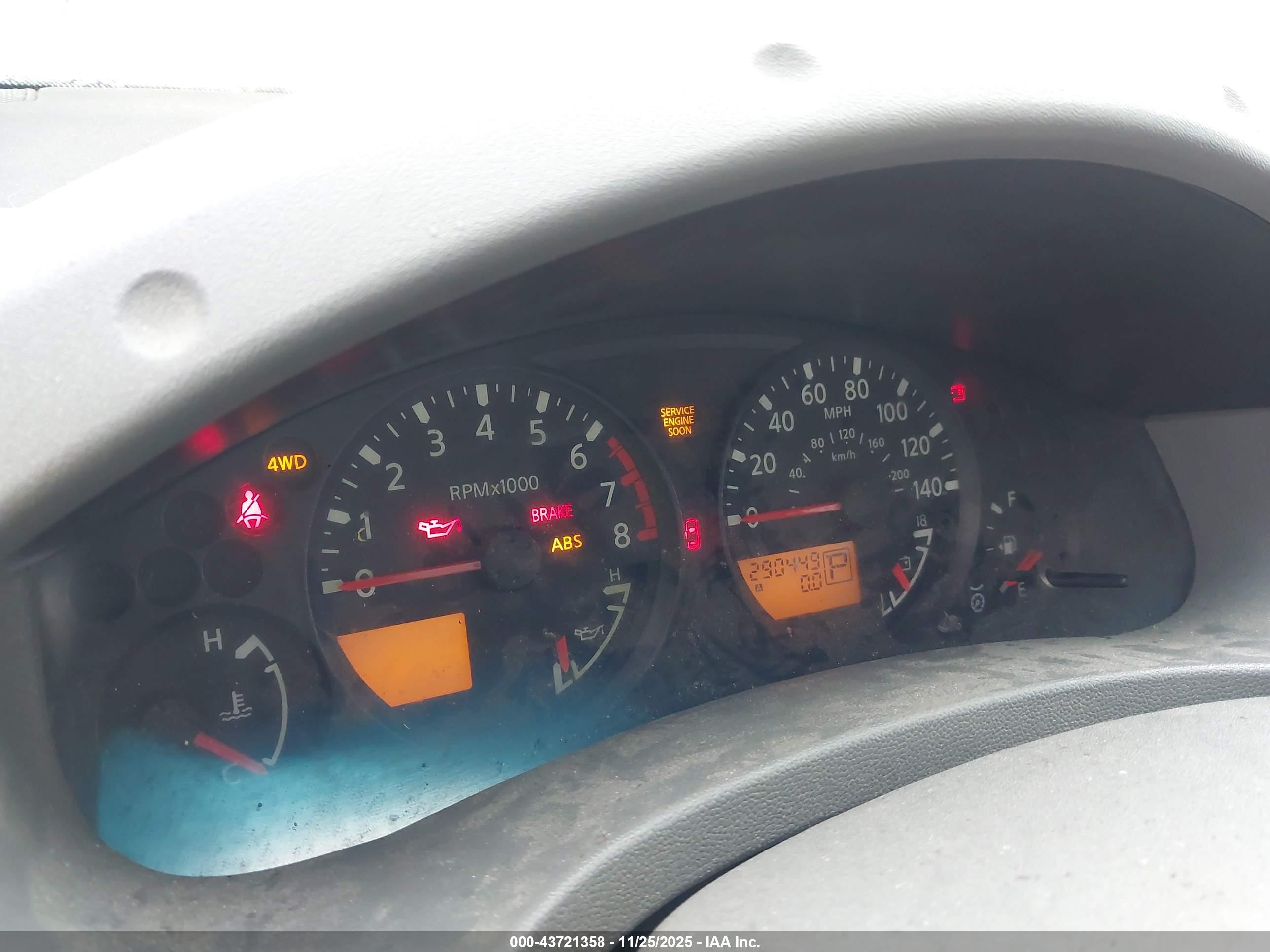 NISSAN FRONTIER image 7