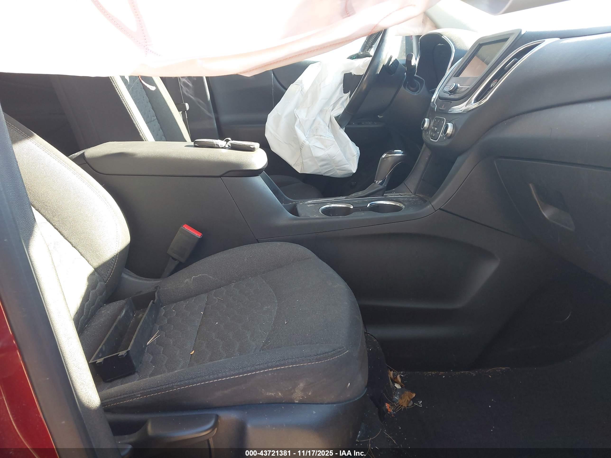 CHEVROLET EQUINOX image 5