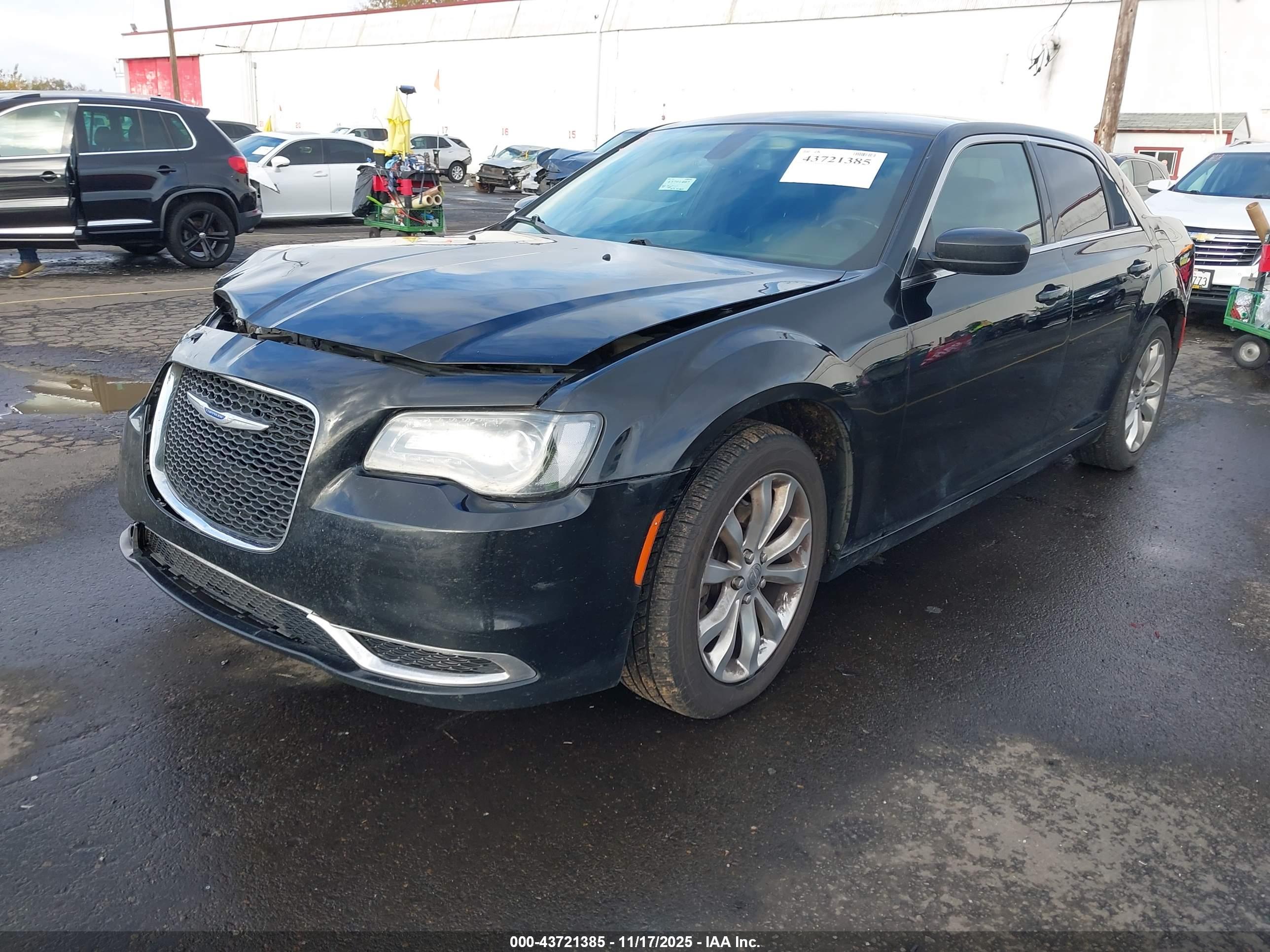 CHRYSLER 300 image 2