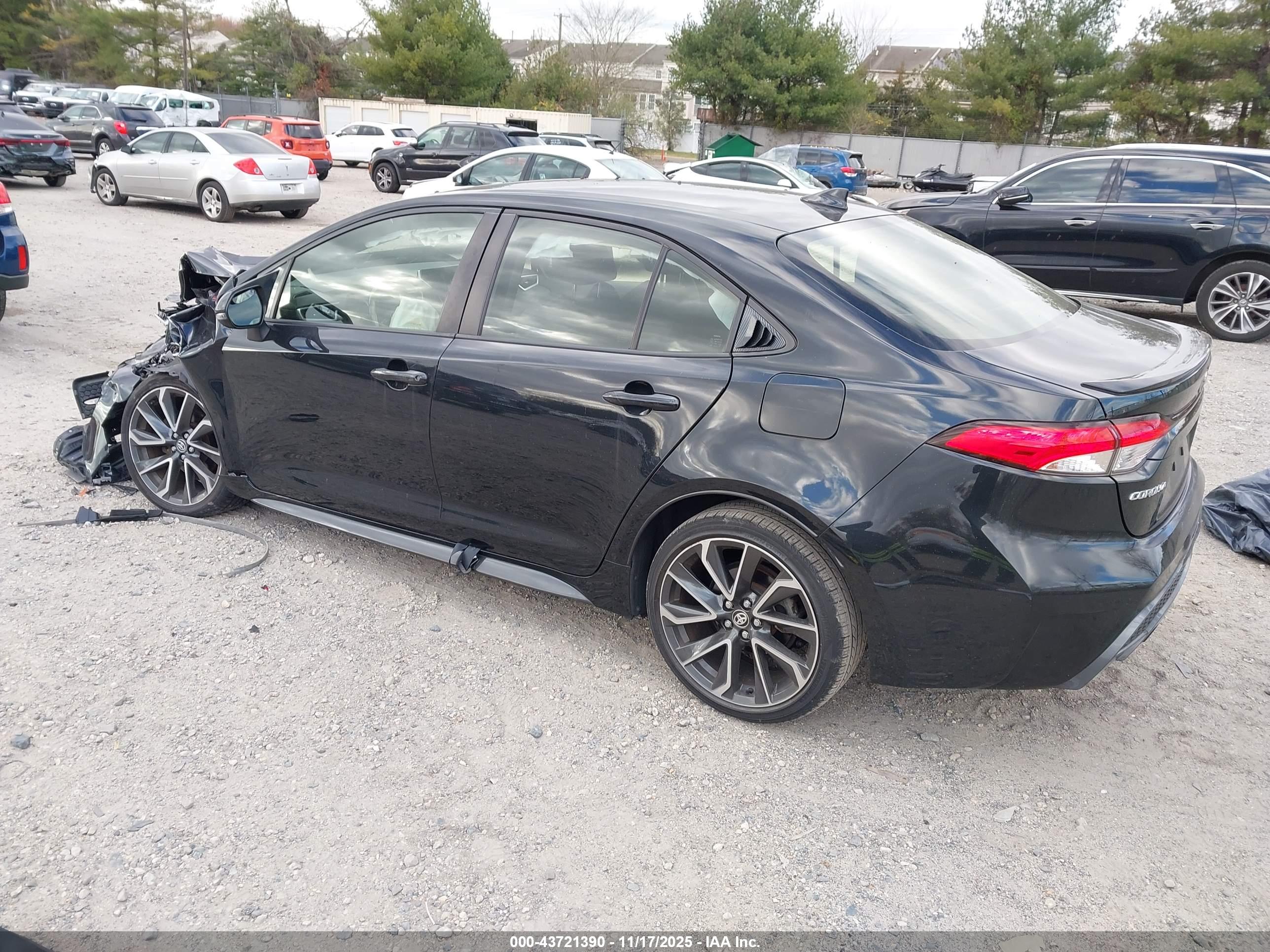 TOYOTA COROLLA image 3