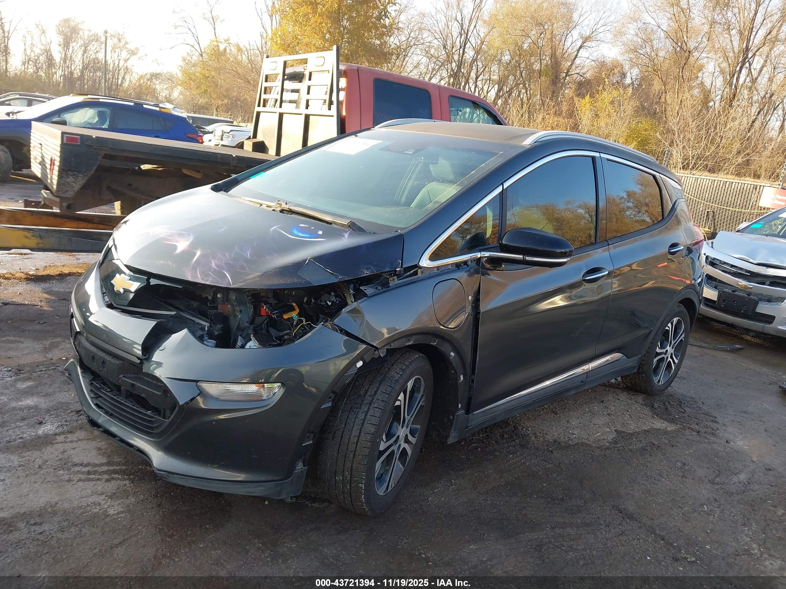 CHEVROLET BOLT image 2