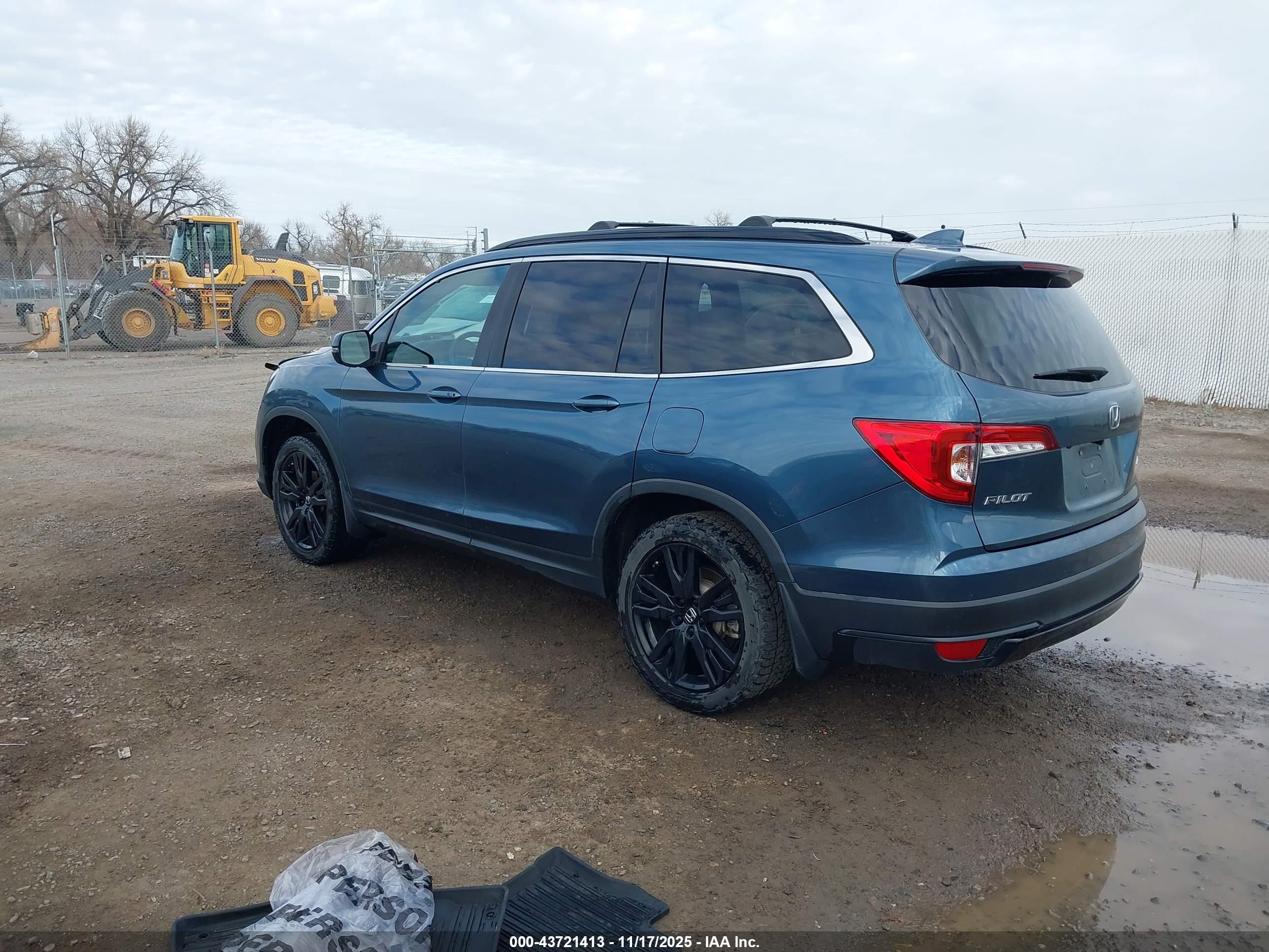 HONDA PILOT image 3