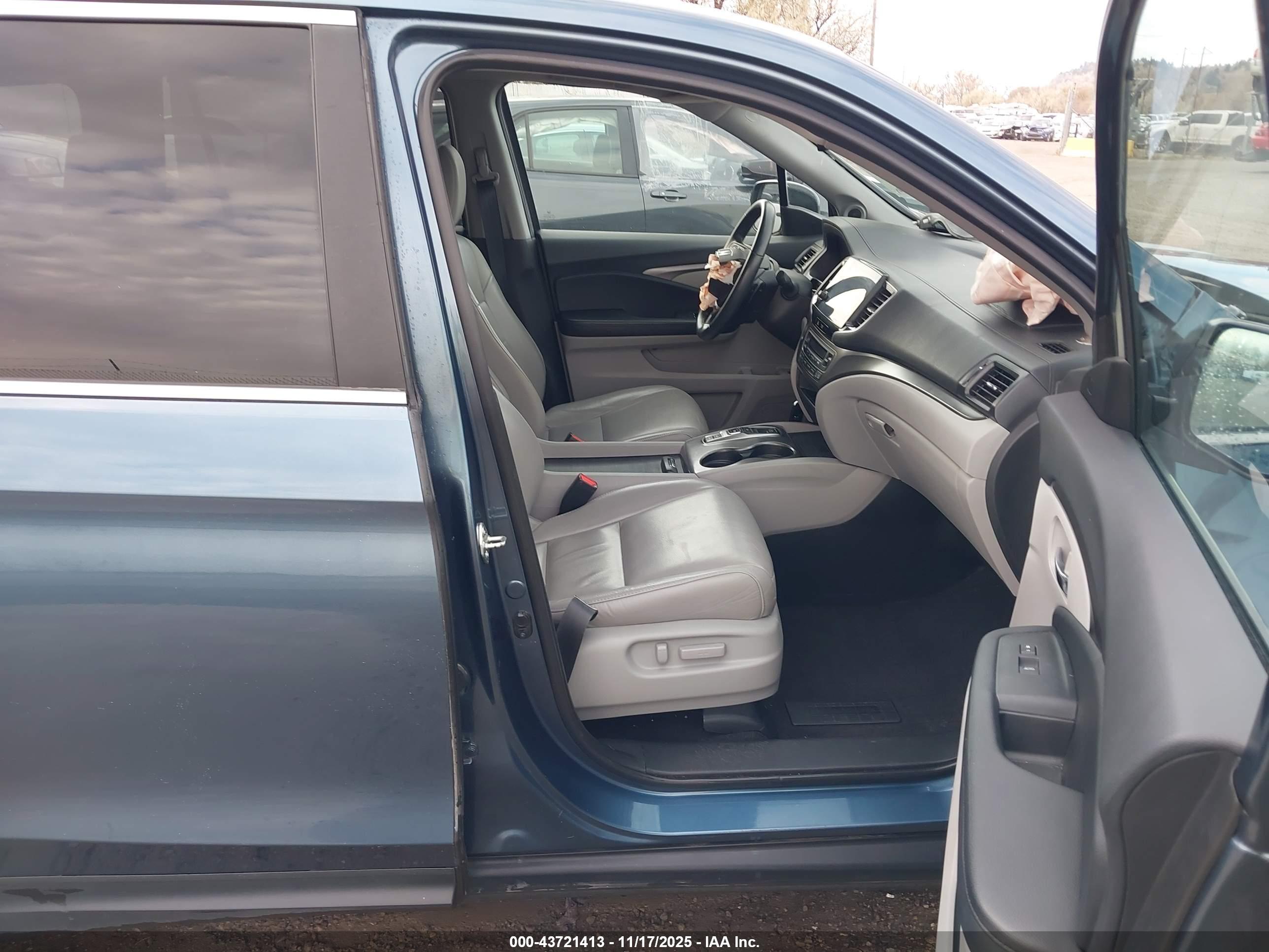 HONDA PILOT image 5