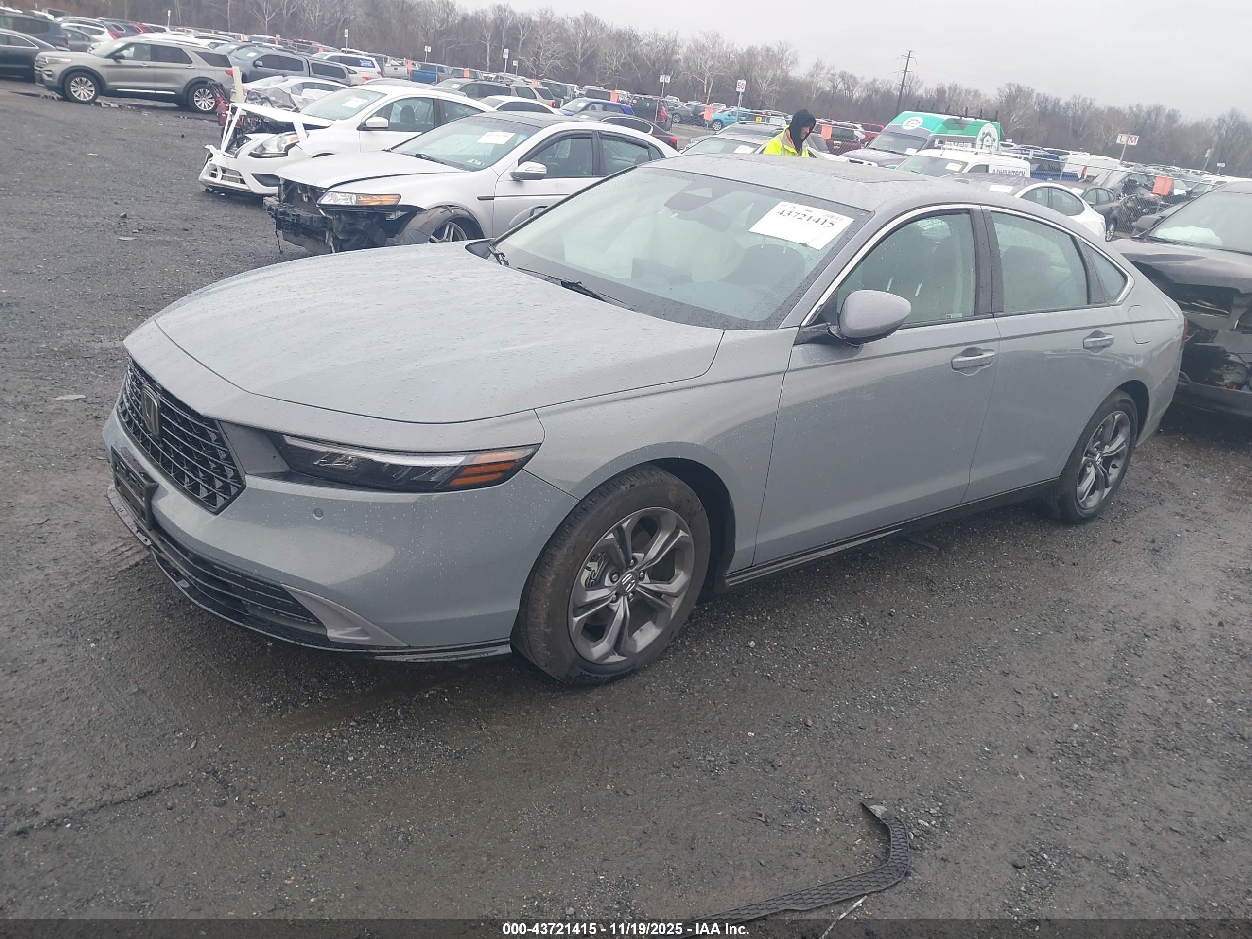 HONDA ACCORD image 2