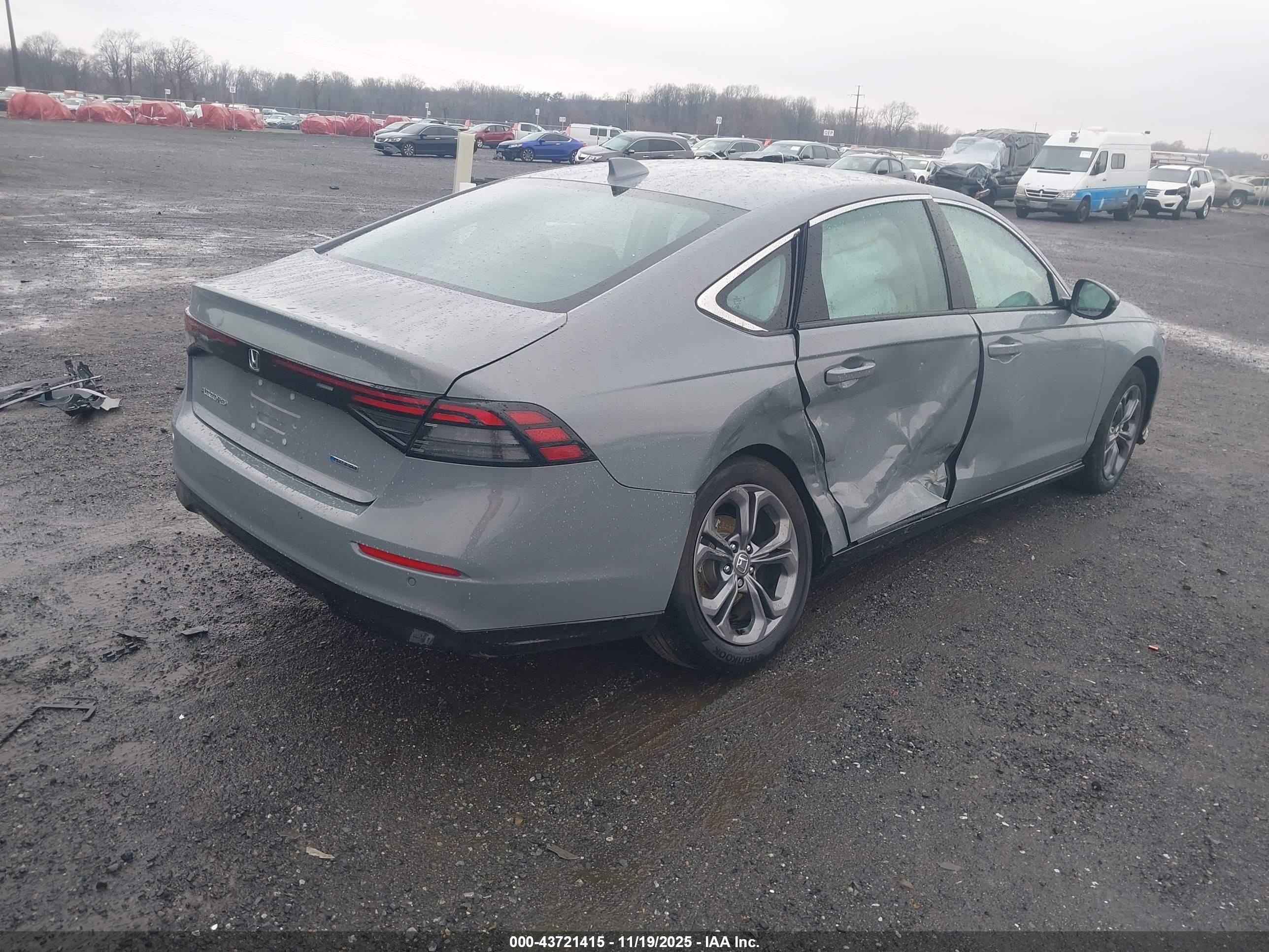 HONDA ACCORD image 4