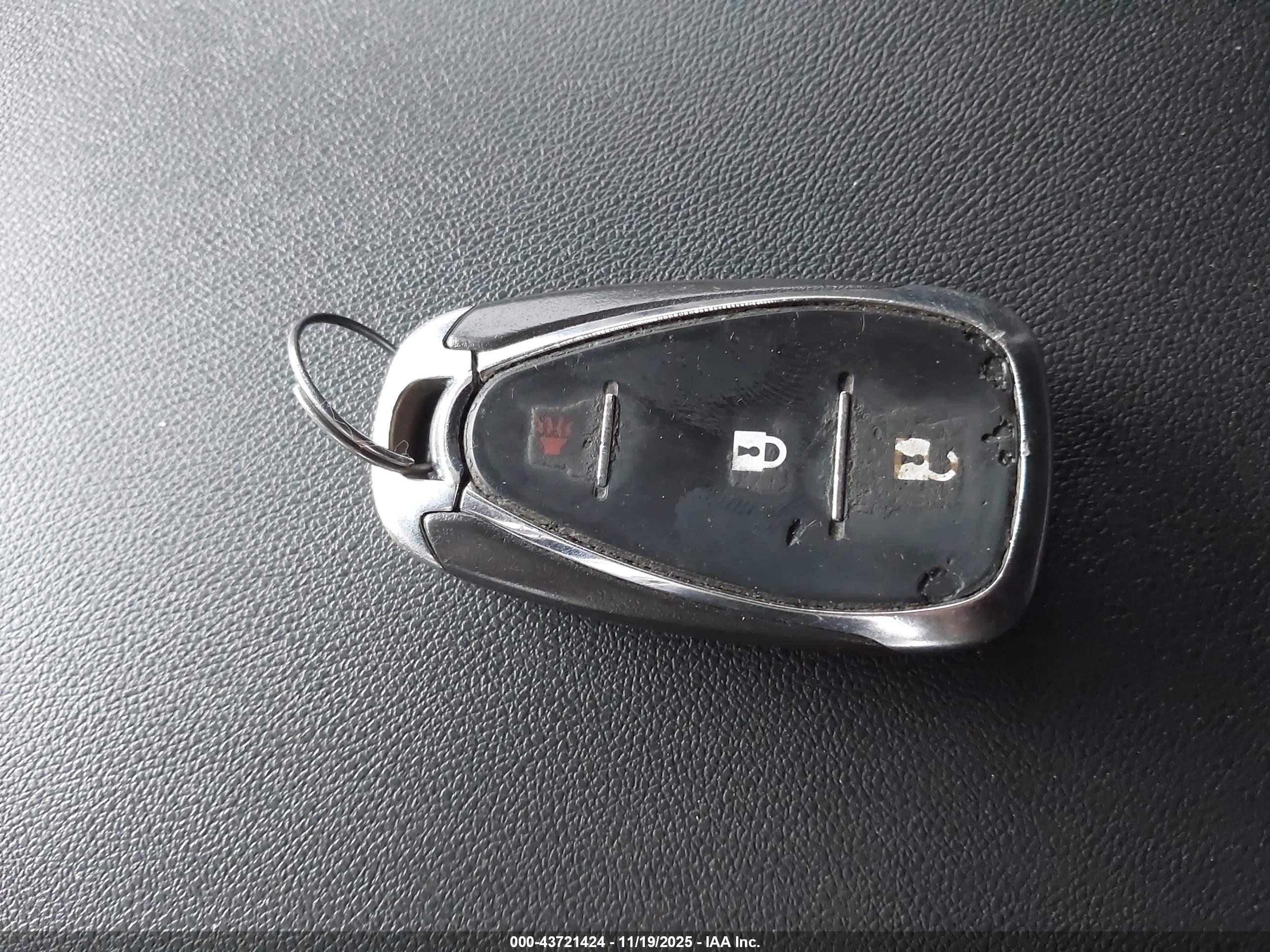 CHEVROLET EQUINOX image 11