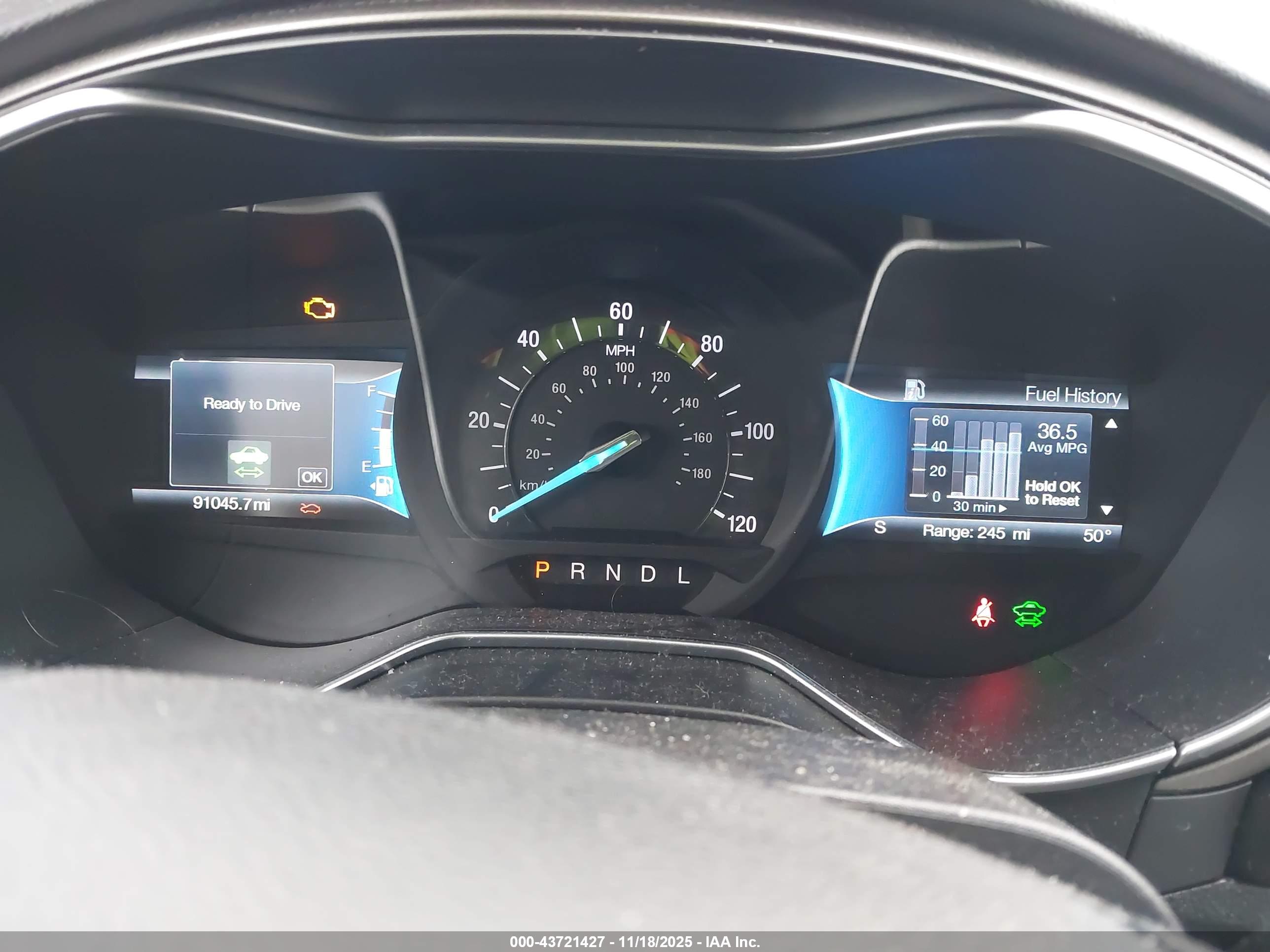 FORD FUSION image 7